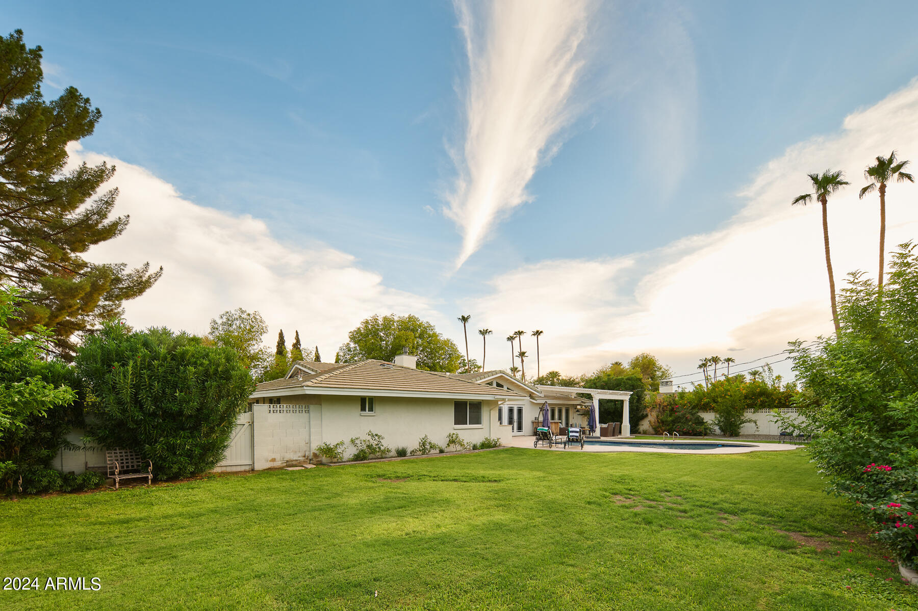 5952 E CALLE TUBERIA --