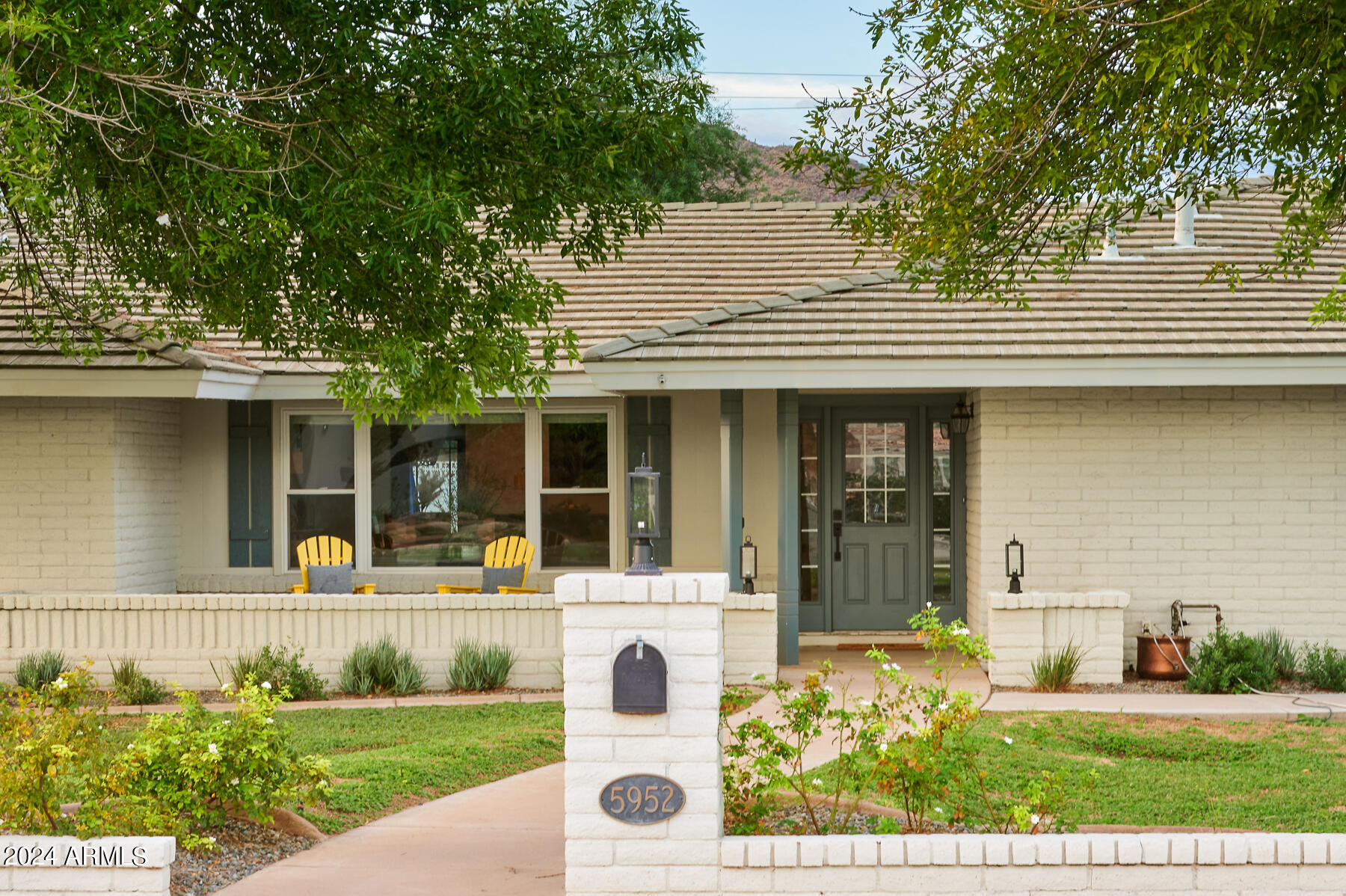 5952 E CALLE TUBERIA --