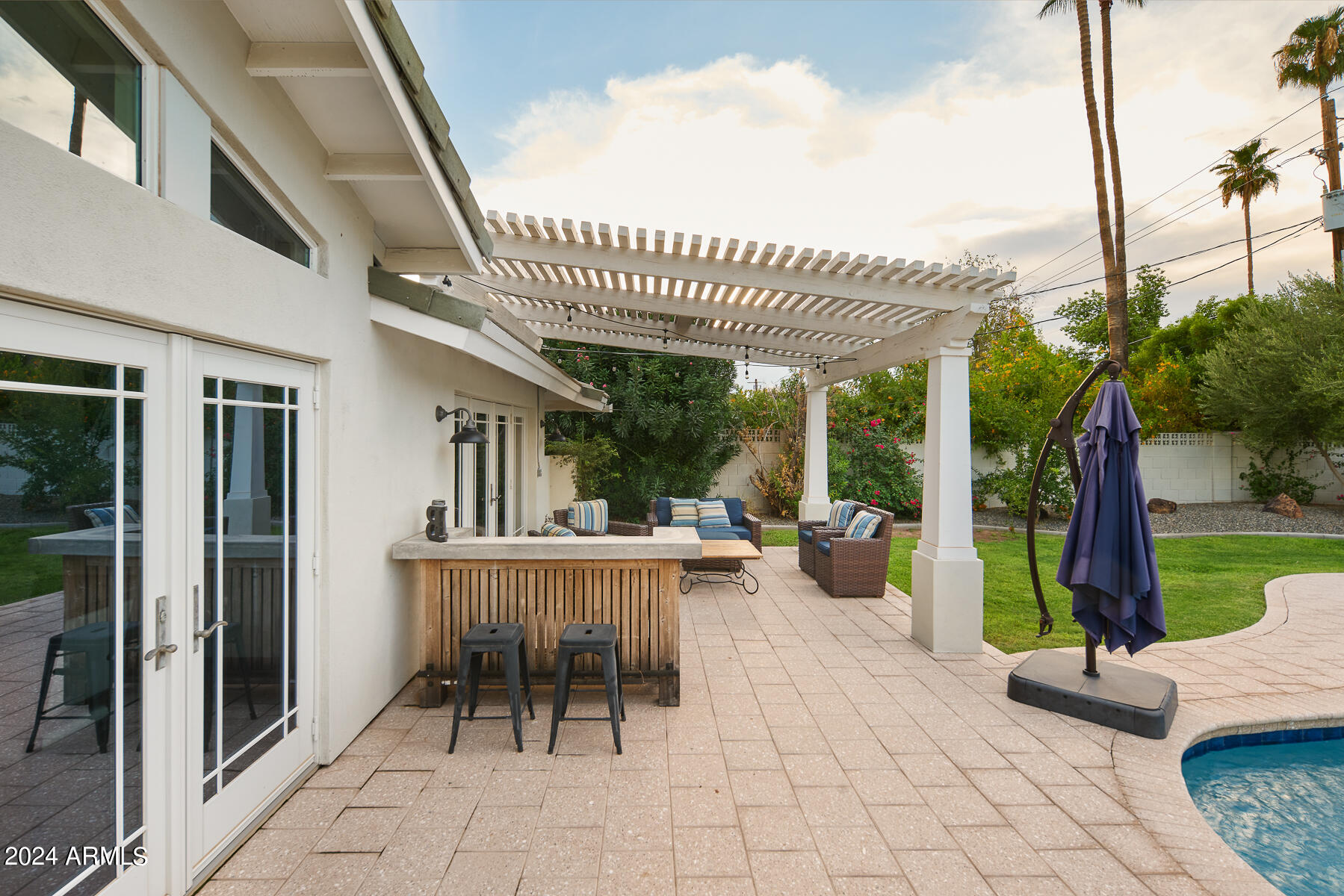 5952 E CALLE TUBERIA --