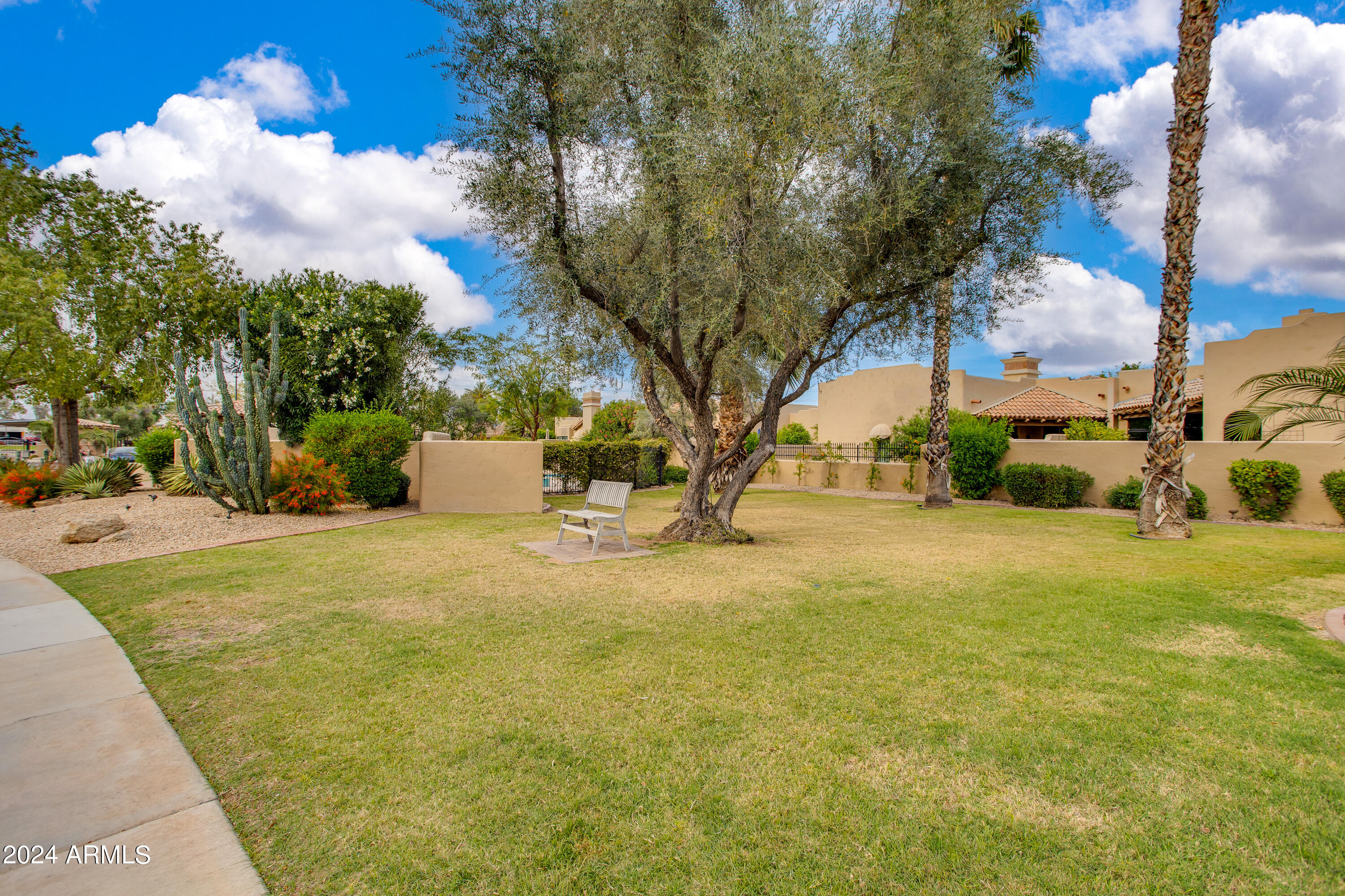 7955 E CHAPARRAL Road, 113