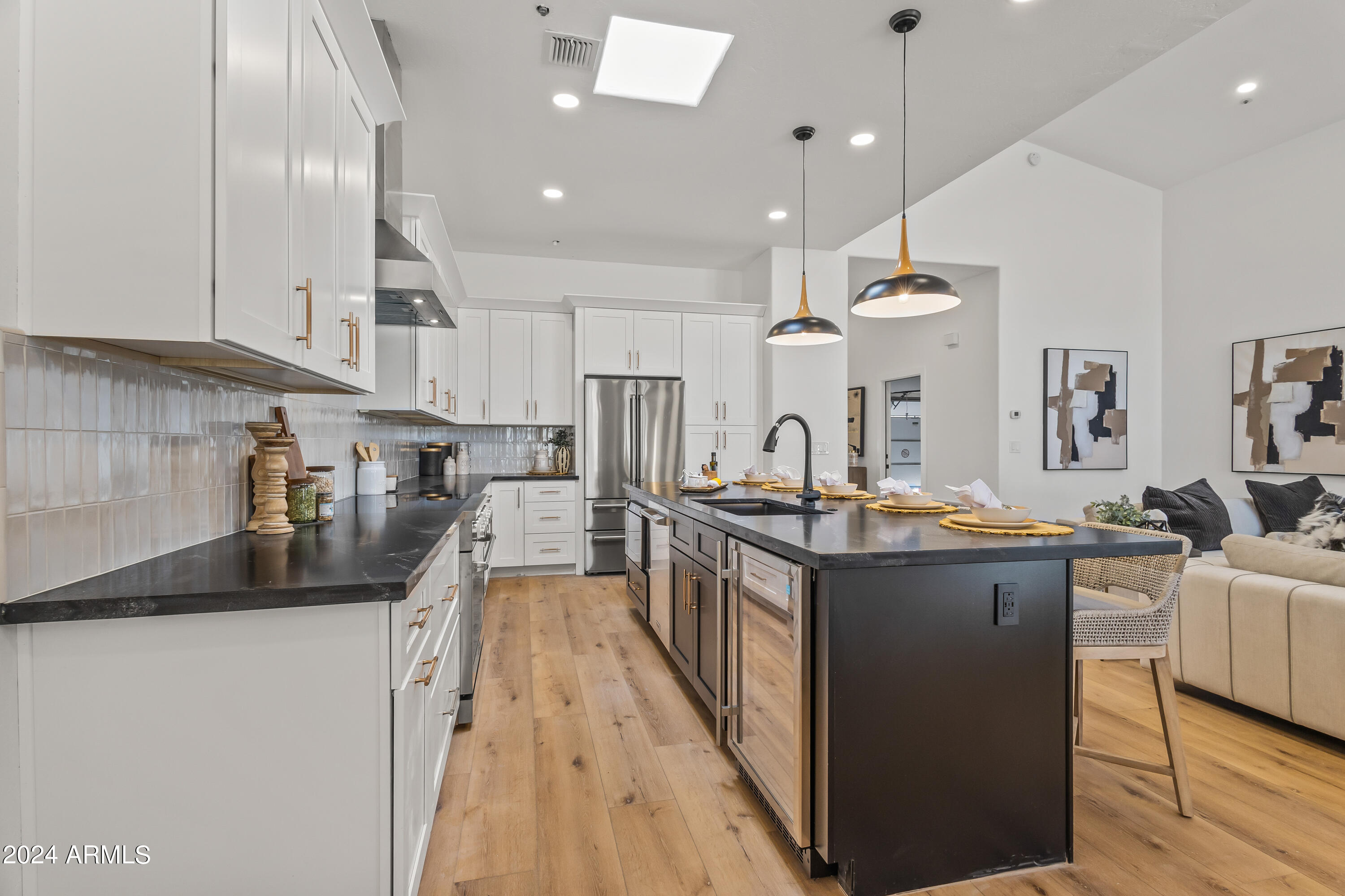 7955 E CHAPARRAL Road, 113