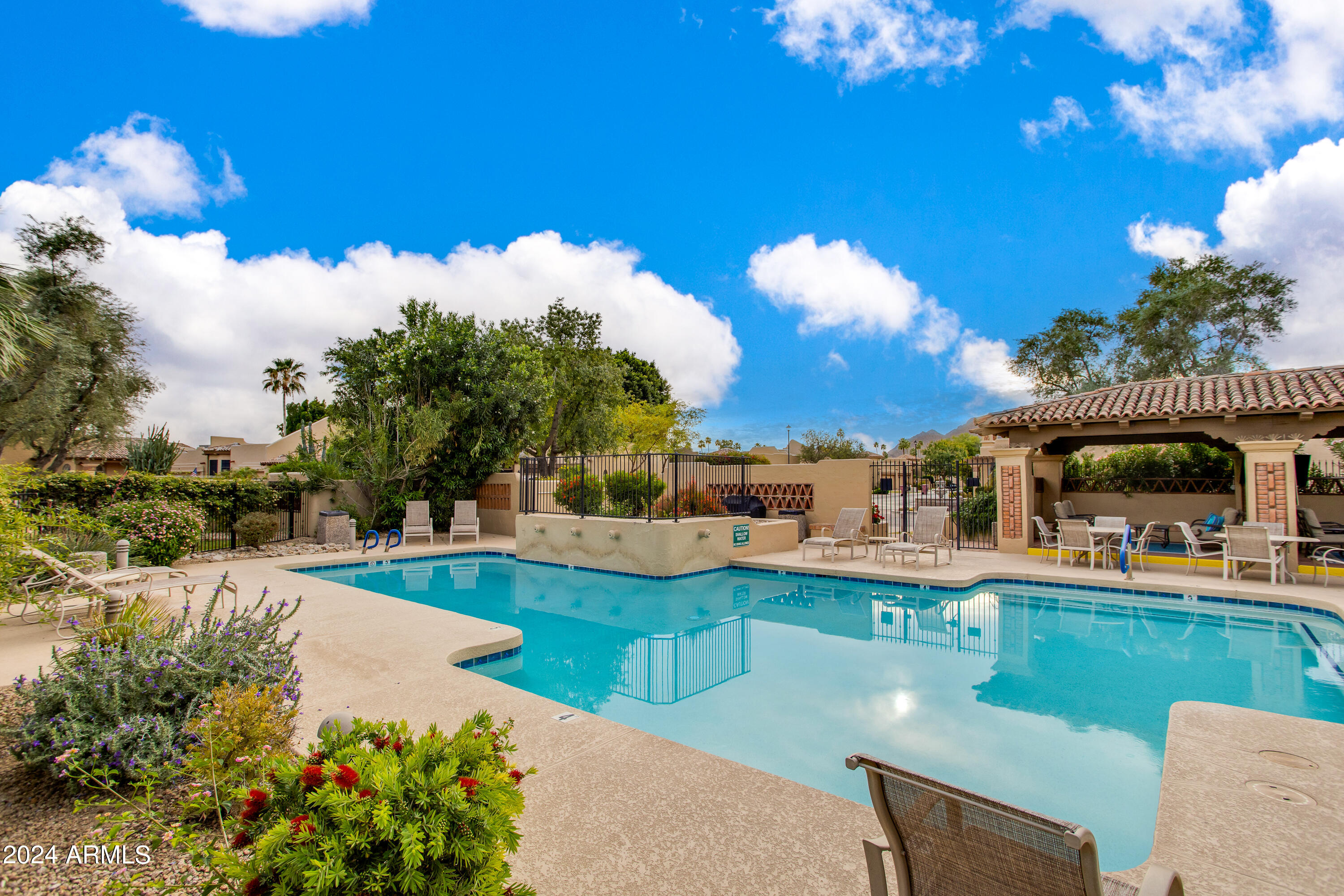 7955 E CHAPARRAL Road, 113