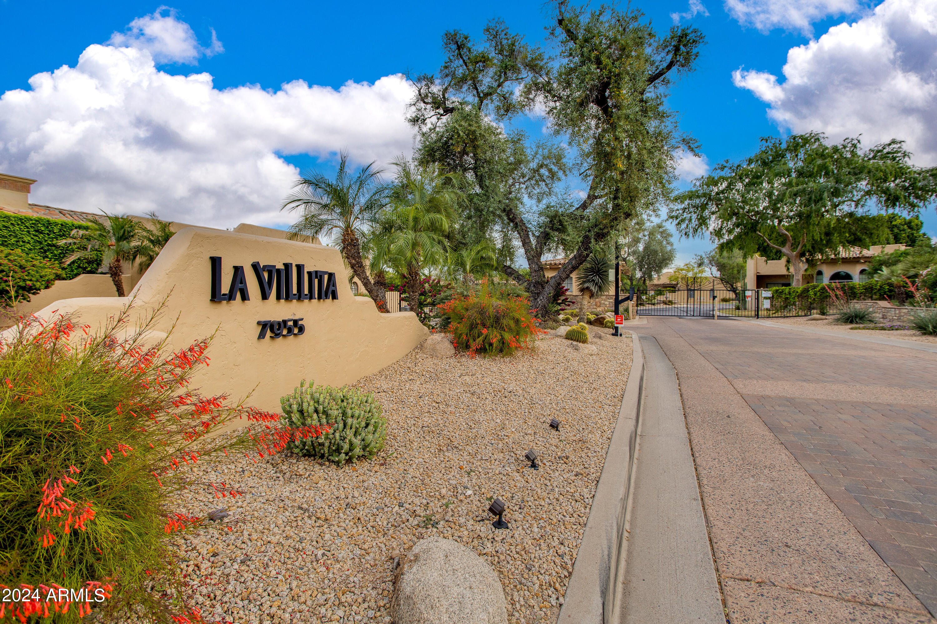 7955 E CHAPARRAL Road, 113