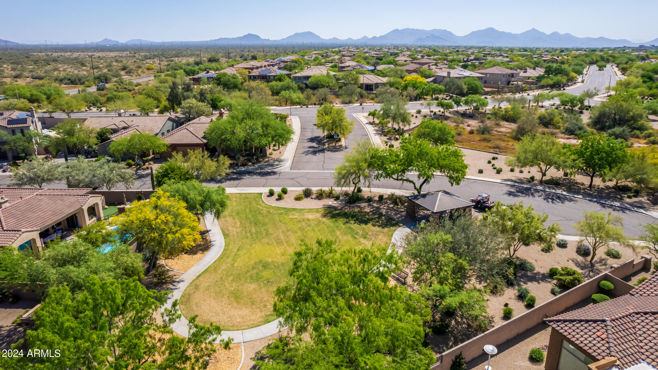 3533 E EXPEDITION Way