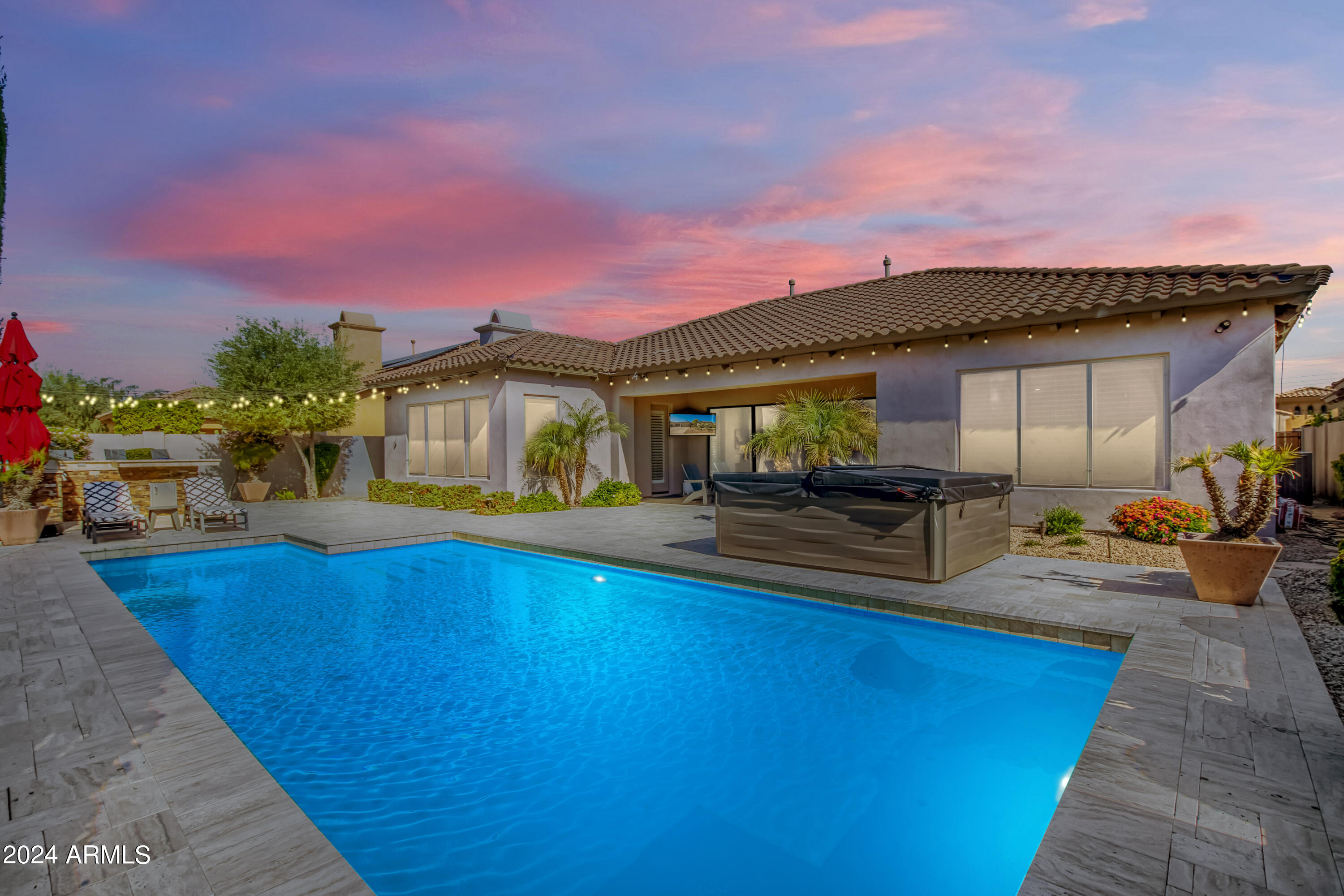 3533 E EXPEDITION Way