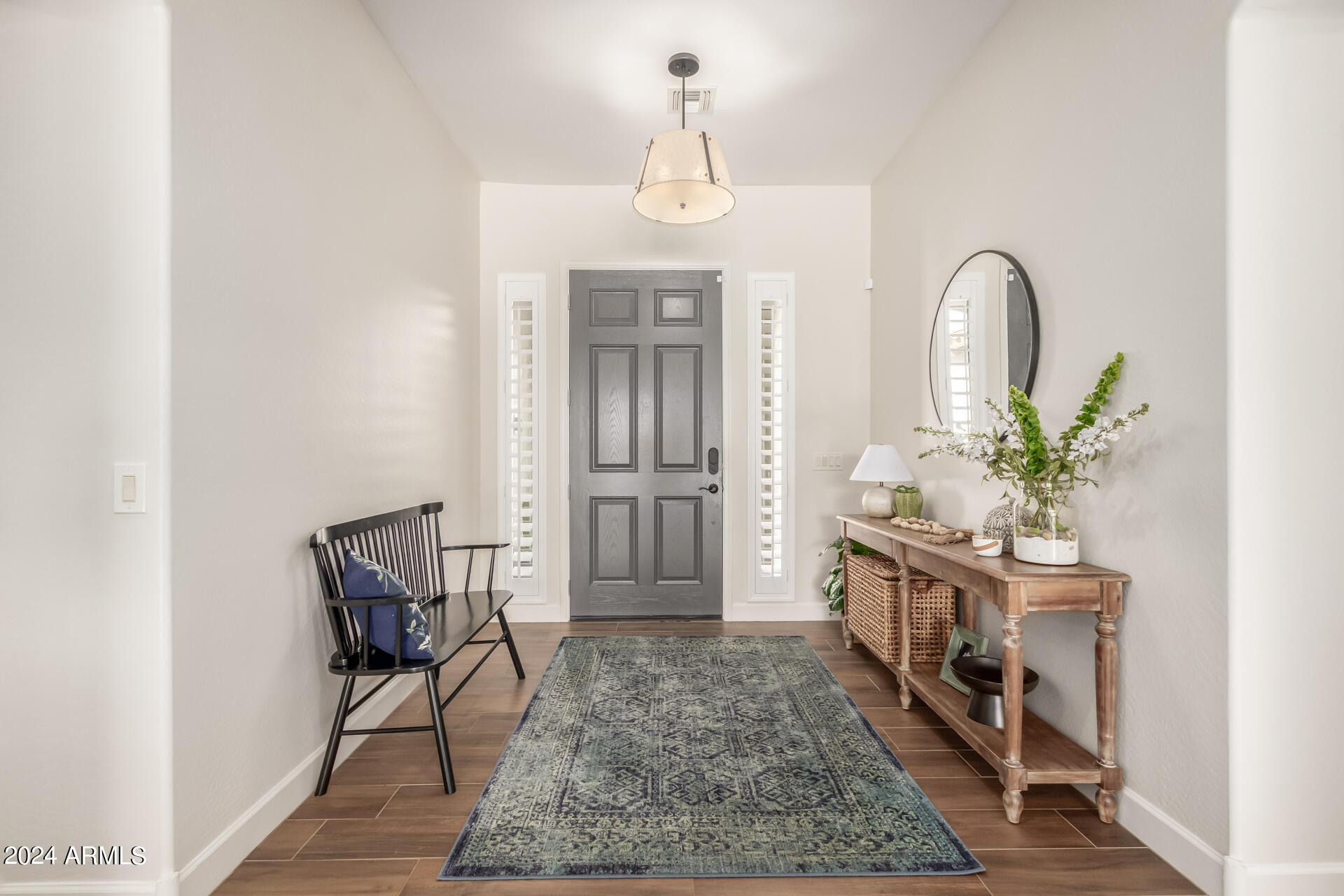 3533 E EXPEDITION Way