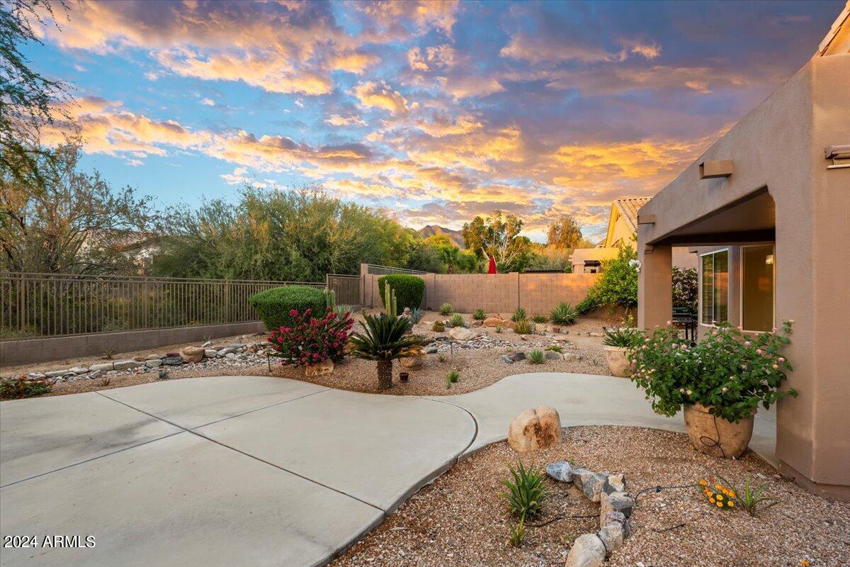 10264 E VERBENA Lane