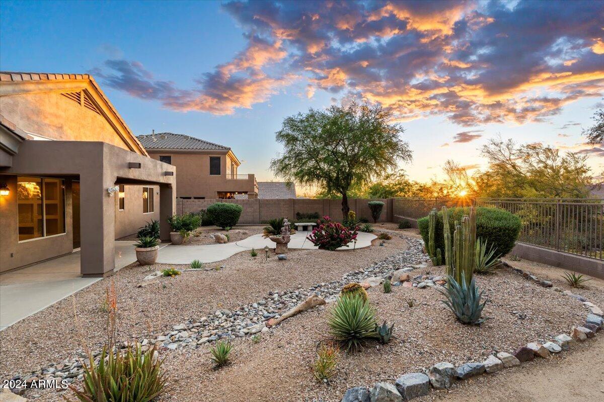 10264 E VERBENA Lane