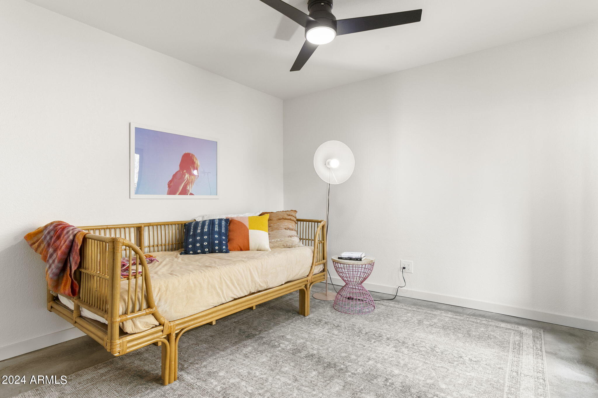 1734 E Gold Dust Avenue