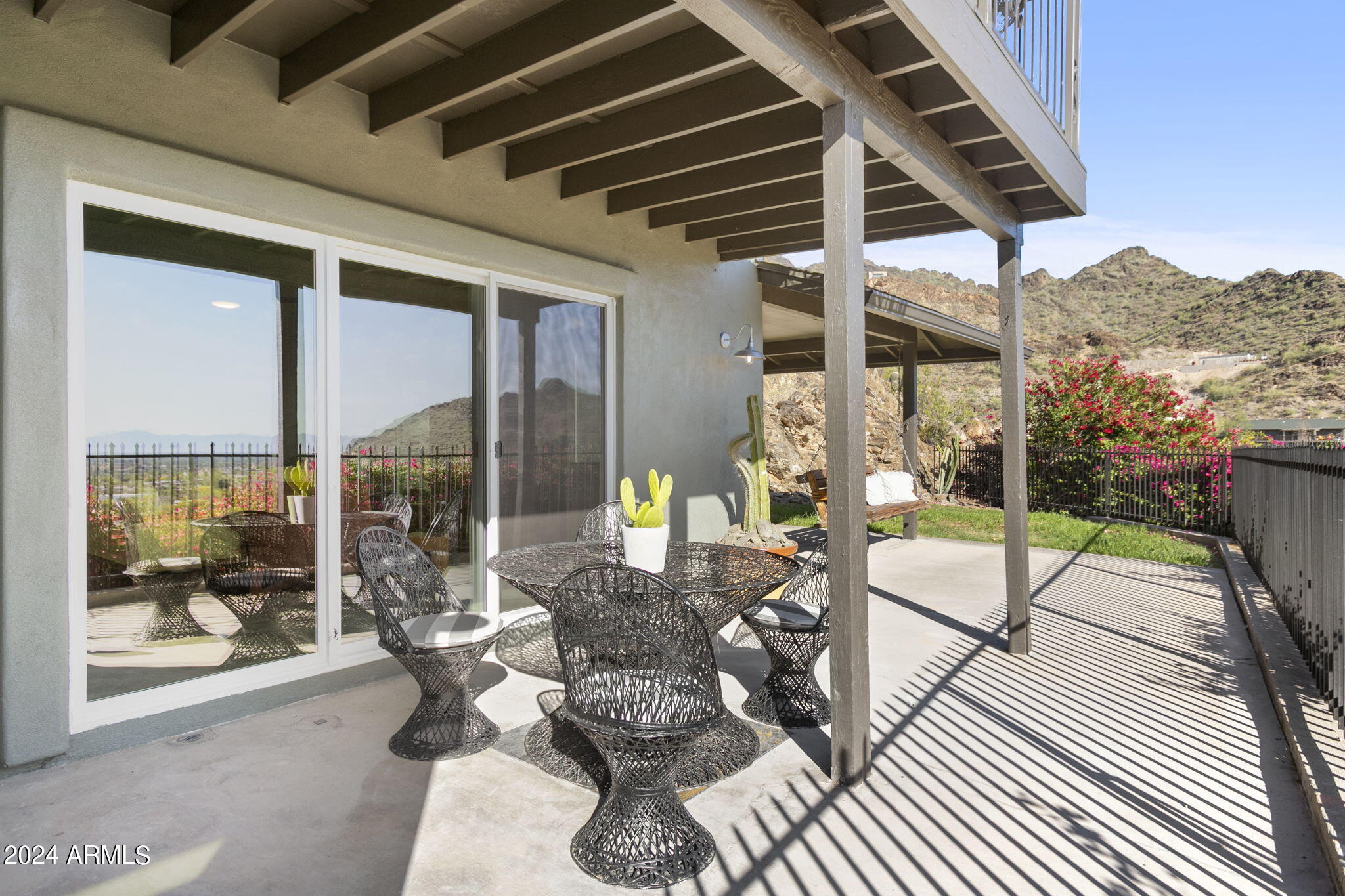 1734 E Gold Dust Avenue