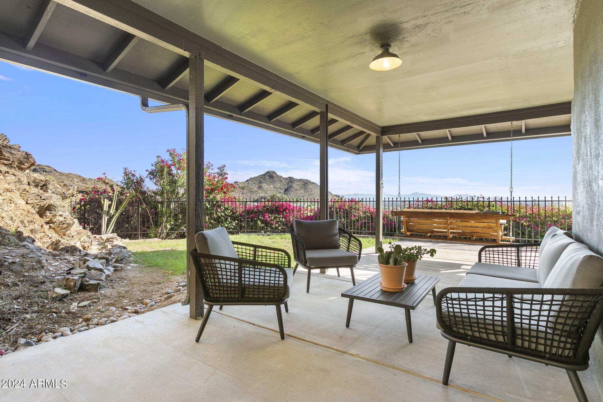 1734 E Gold Dust Avenue