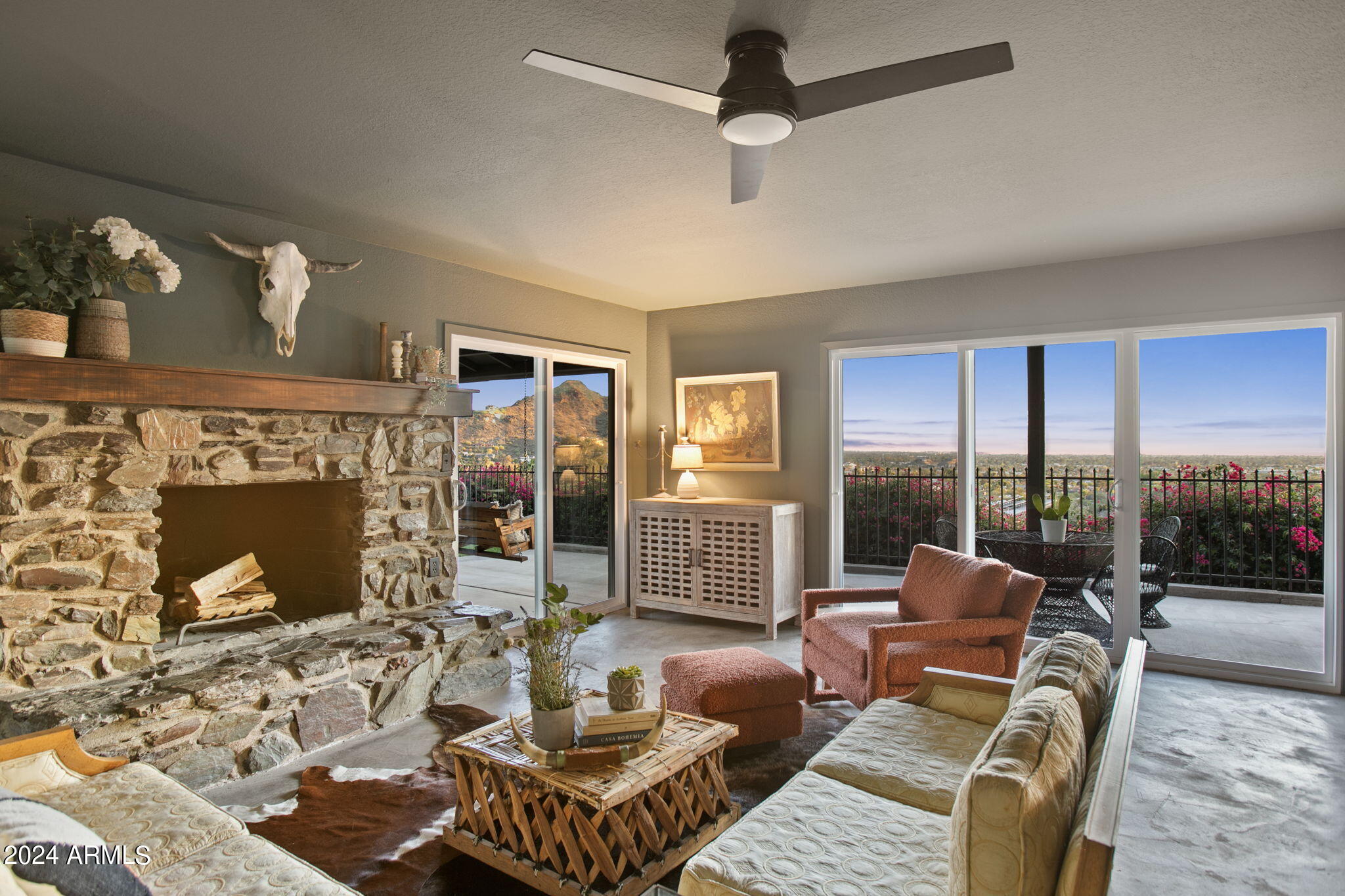 1734 E Gold Dust Avenue