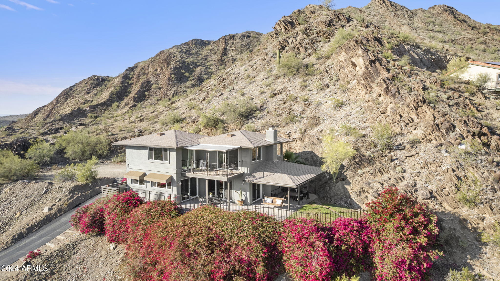 1734 E Gold Dust Avenue