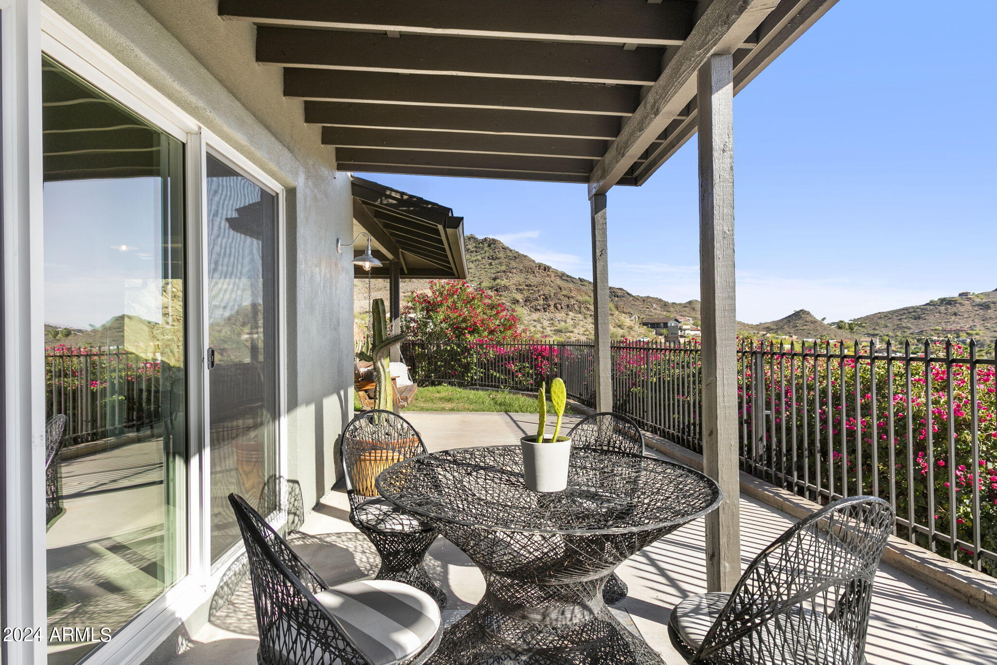 1734 E Gold Dust Avenue