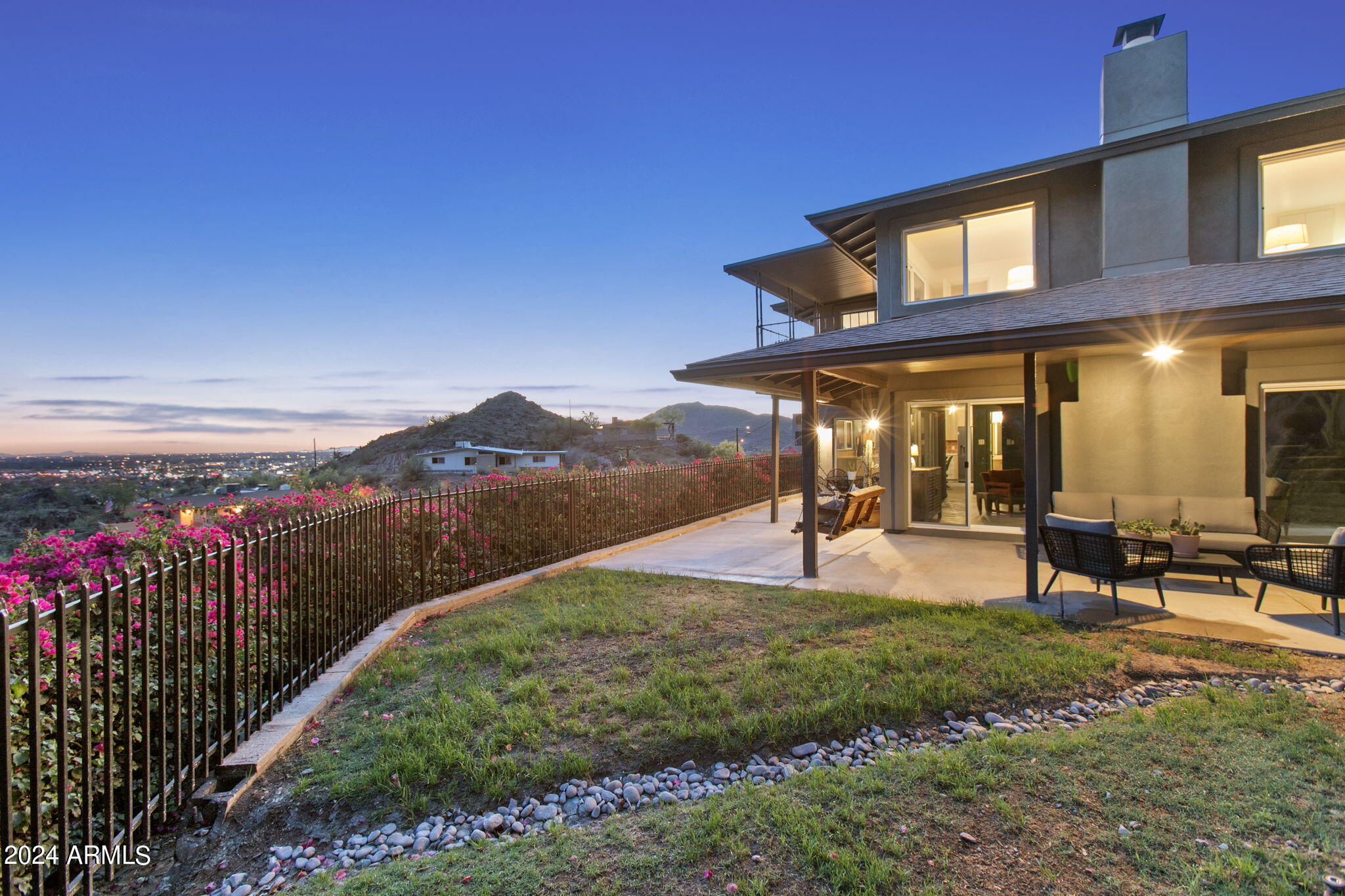 1734 E Gold Dust Avenue