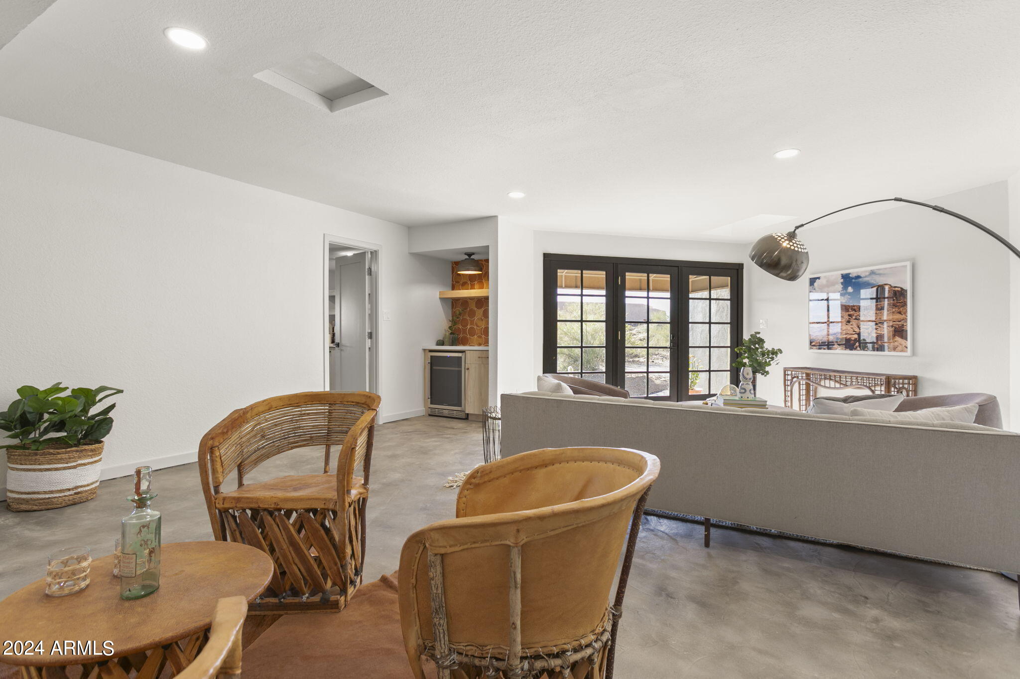 1734 E Gold Dust Avenue