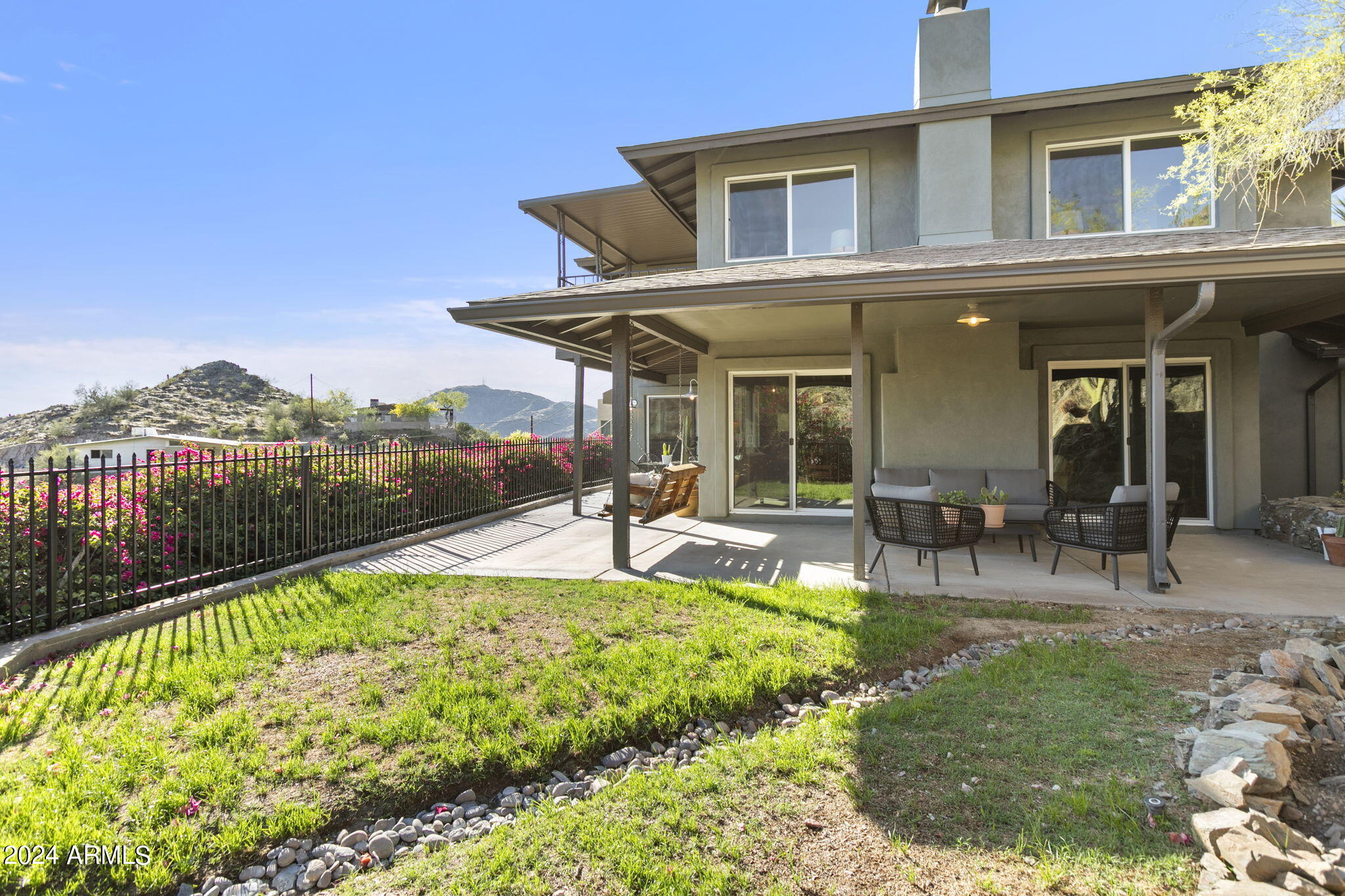 1734 E Gold Dust Avenue