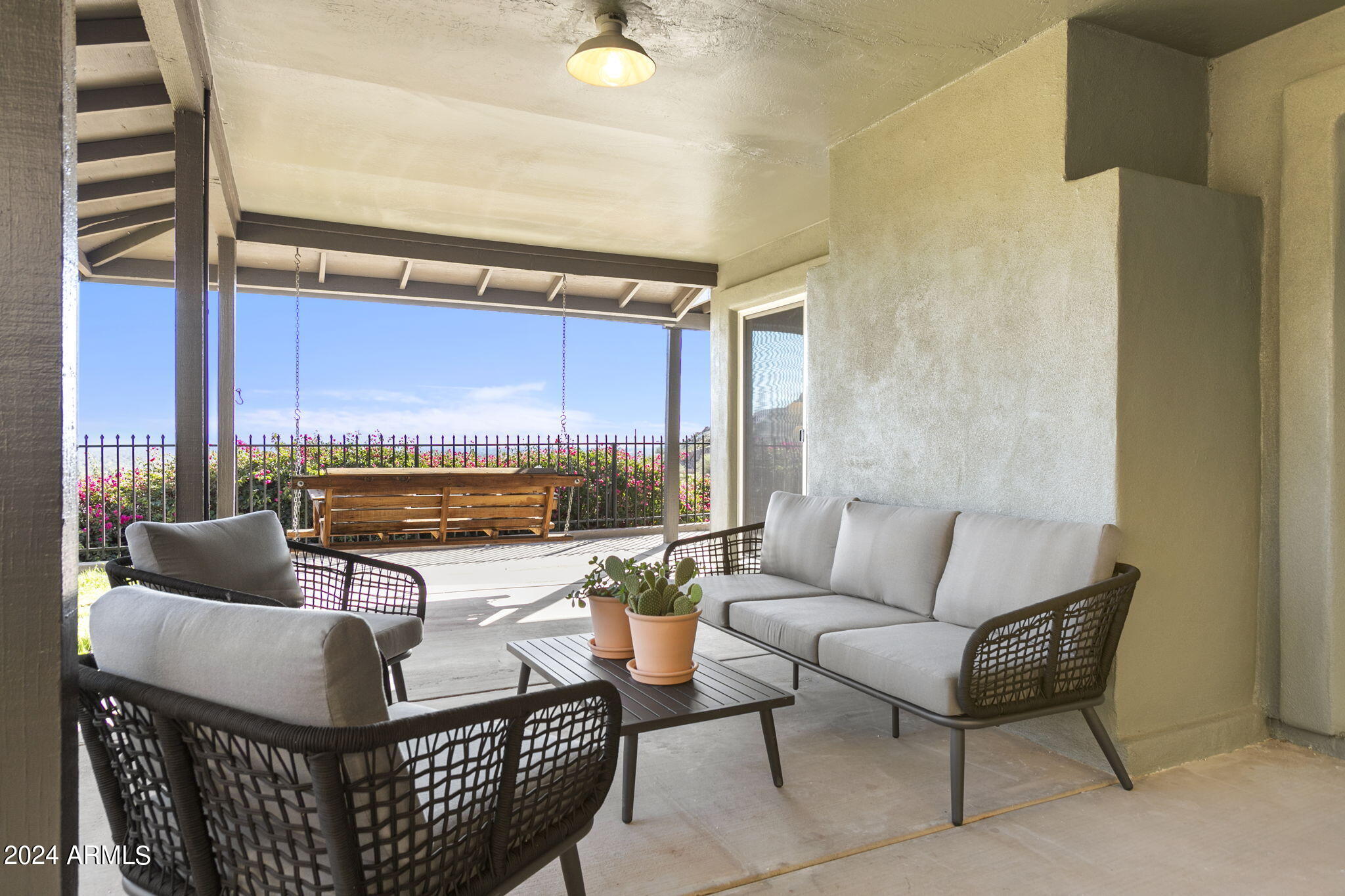 1734 E Gold Dust Avenue