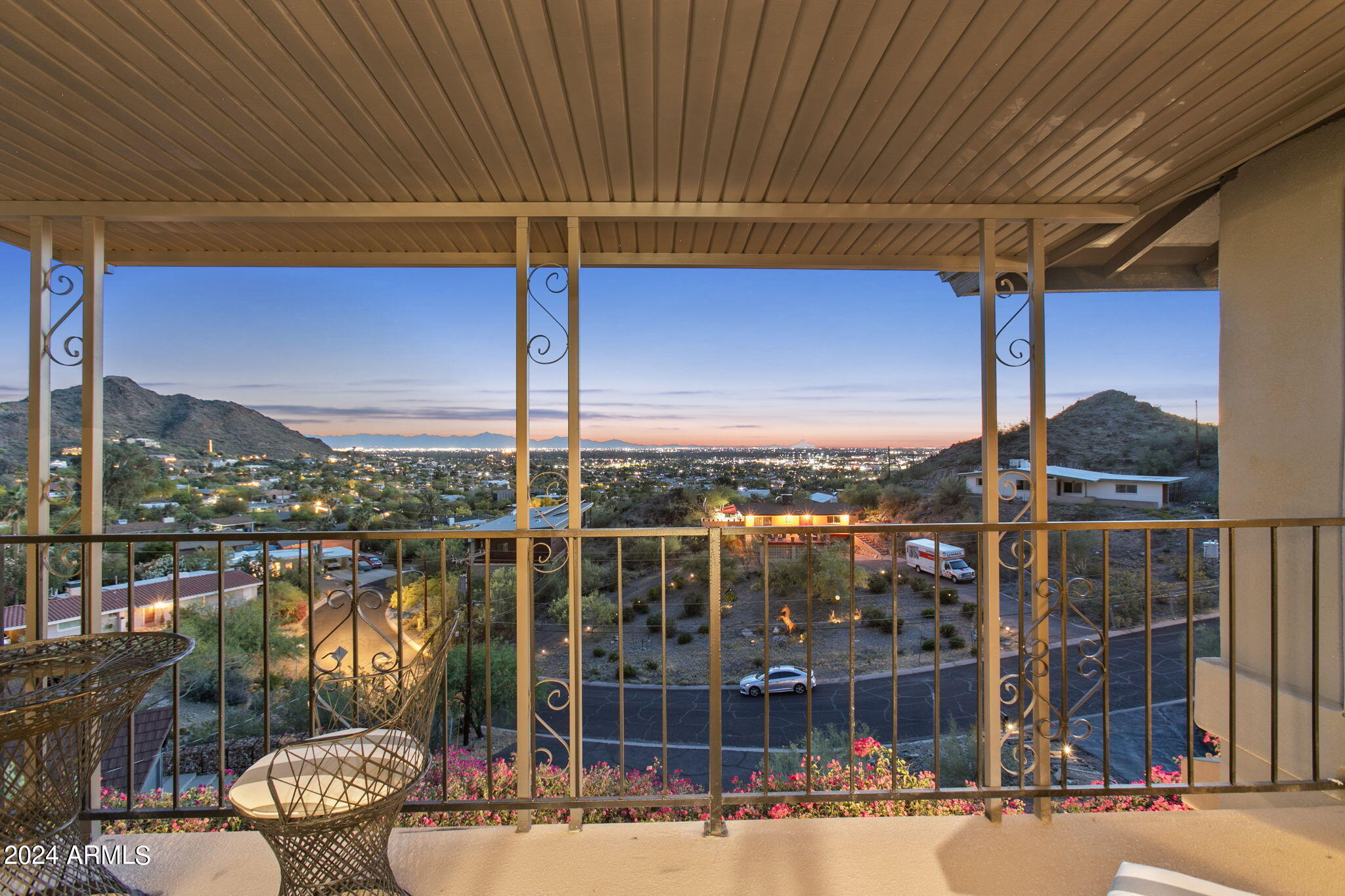 1734 E Gold Dust Avenue