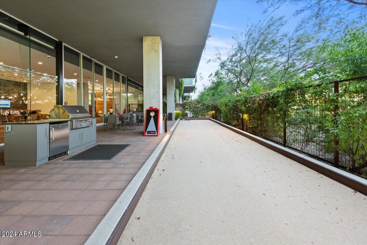 7180 E KIERLAND Boulevard # 204