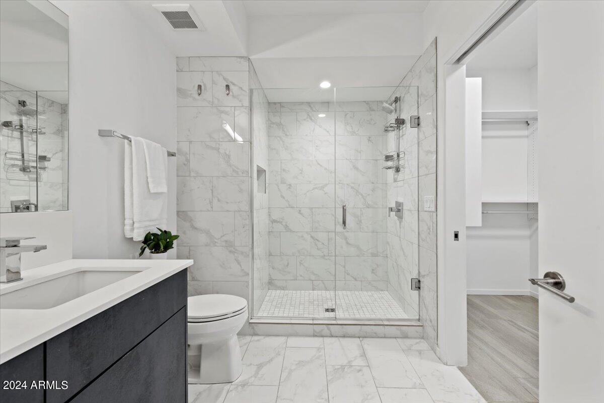 7180 E KIERLAND Boulevard # 204