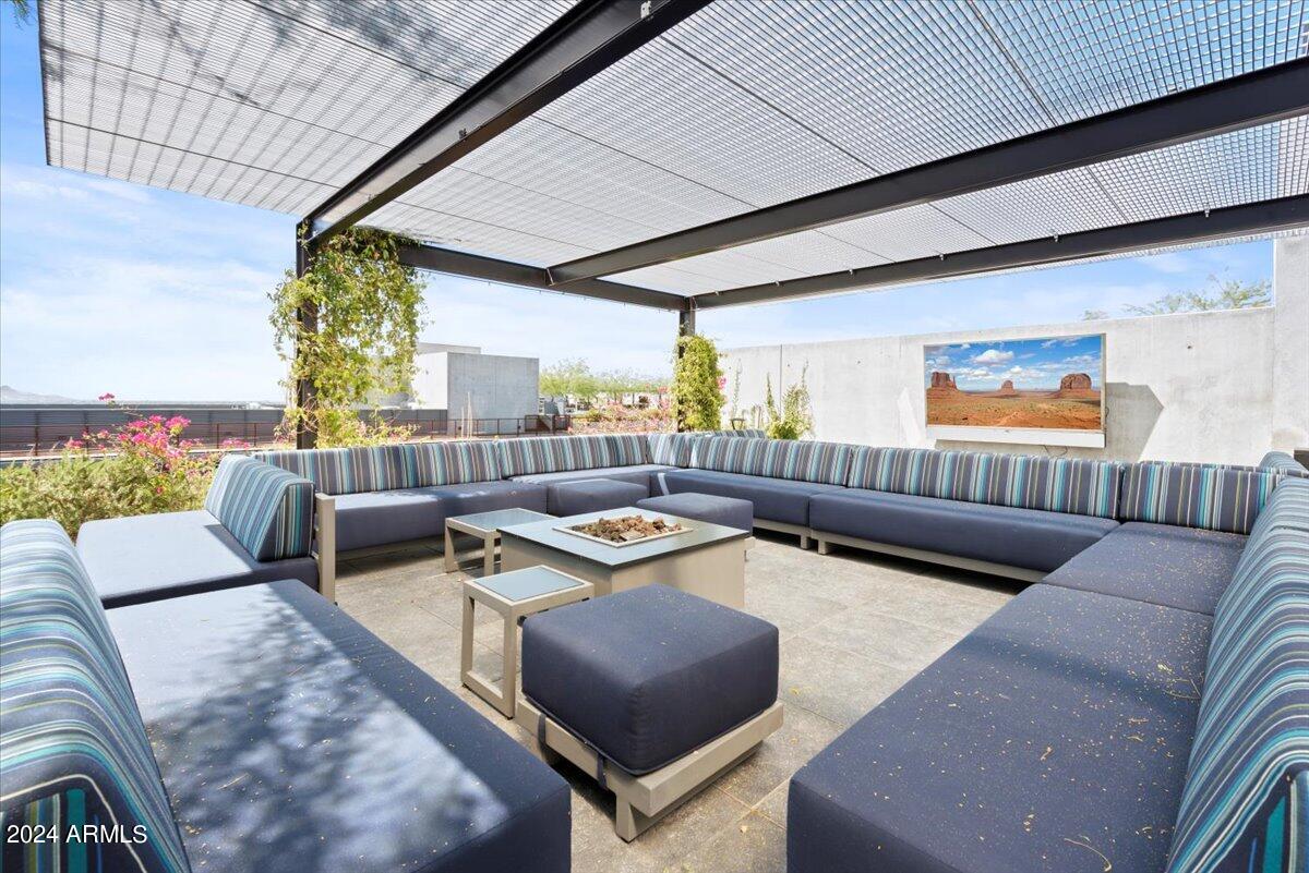 7180 E KIERLAND Boulevard # 204