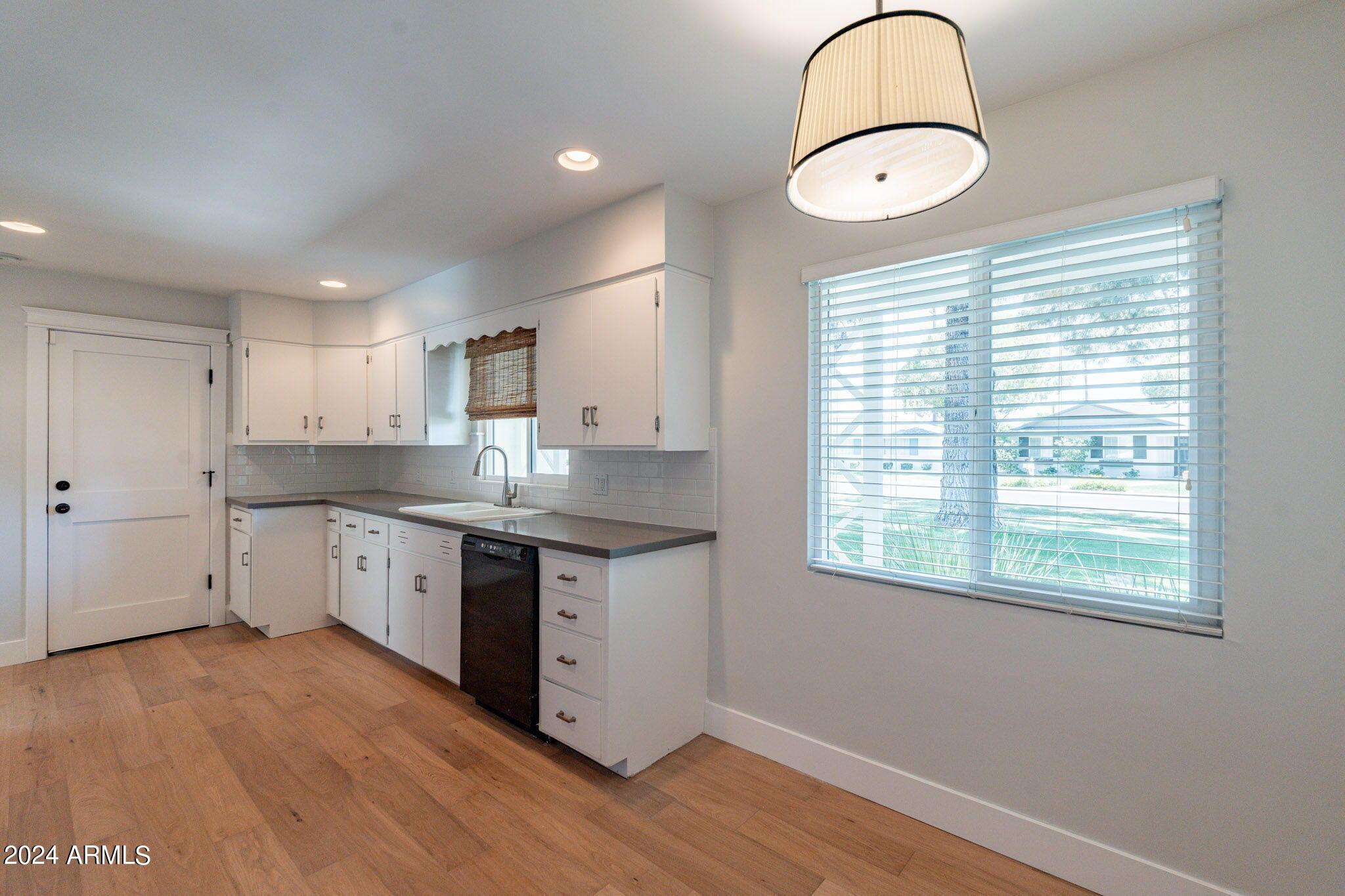 6438 E CALLE REDONDO --