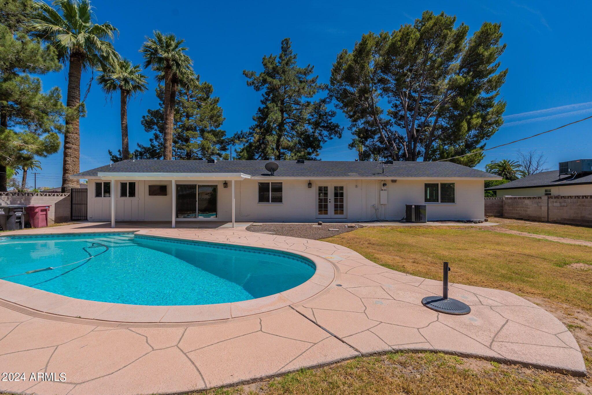 6438 E CALLE REDONDO --