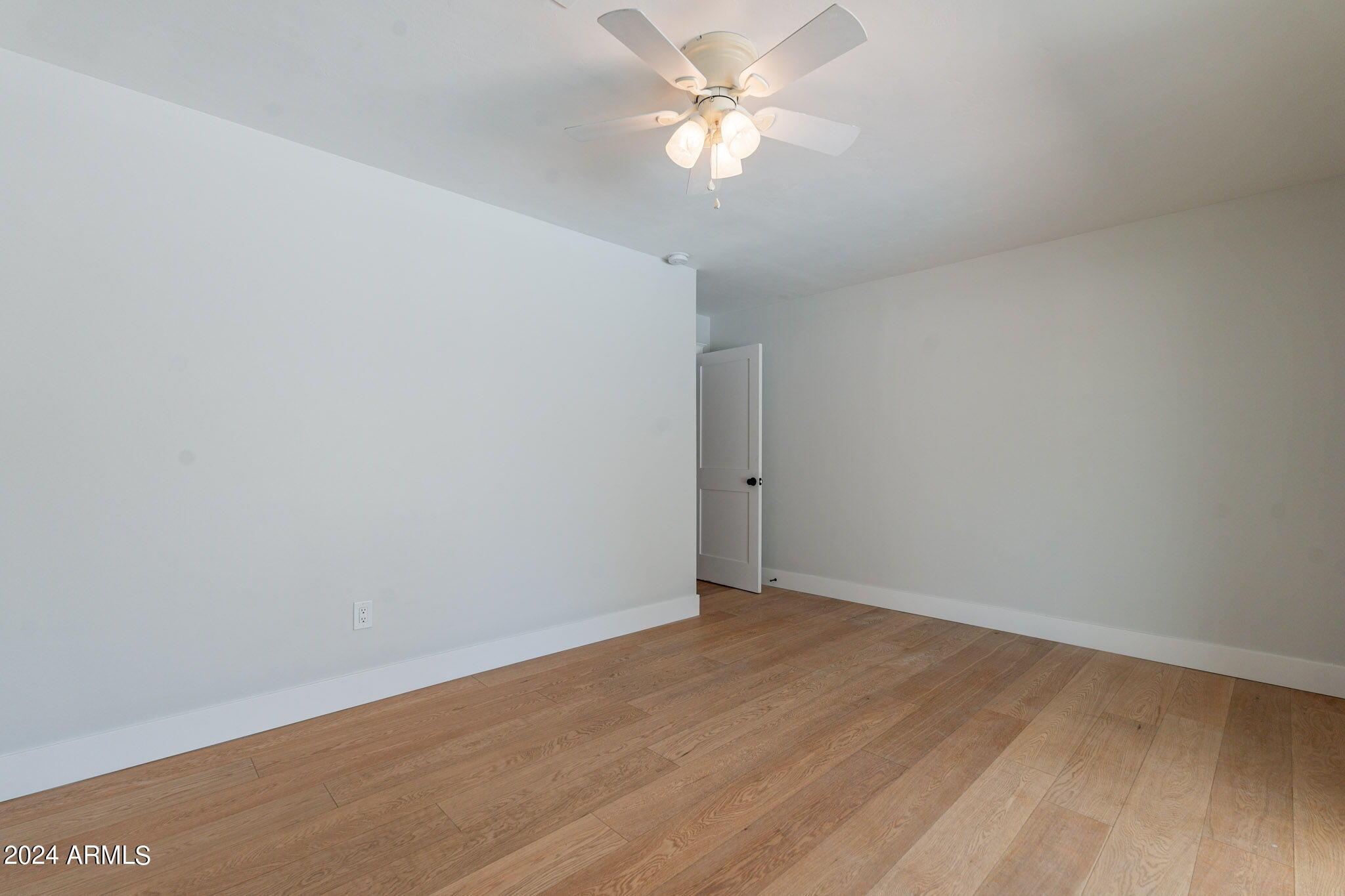 6438 E CALLE REDONDO --
