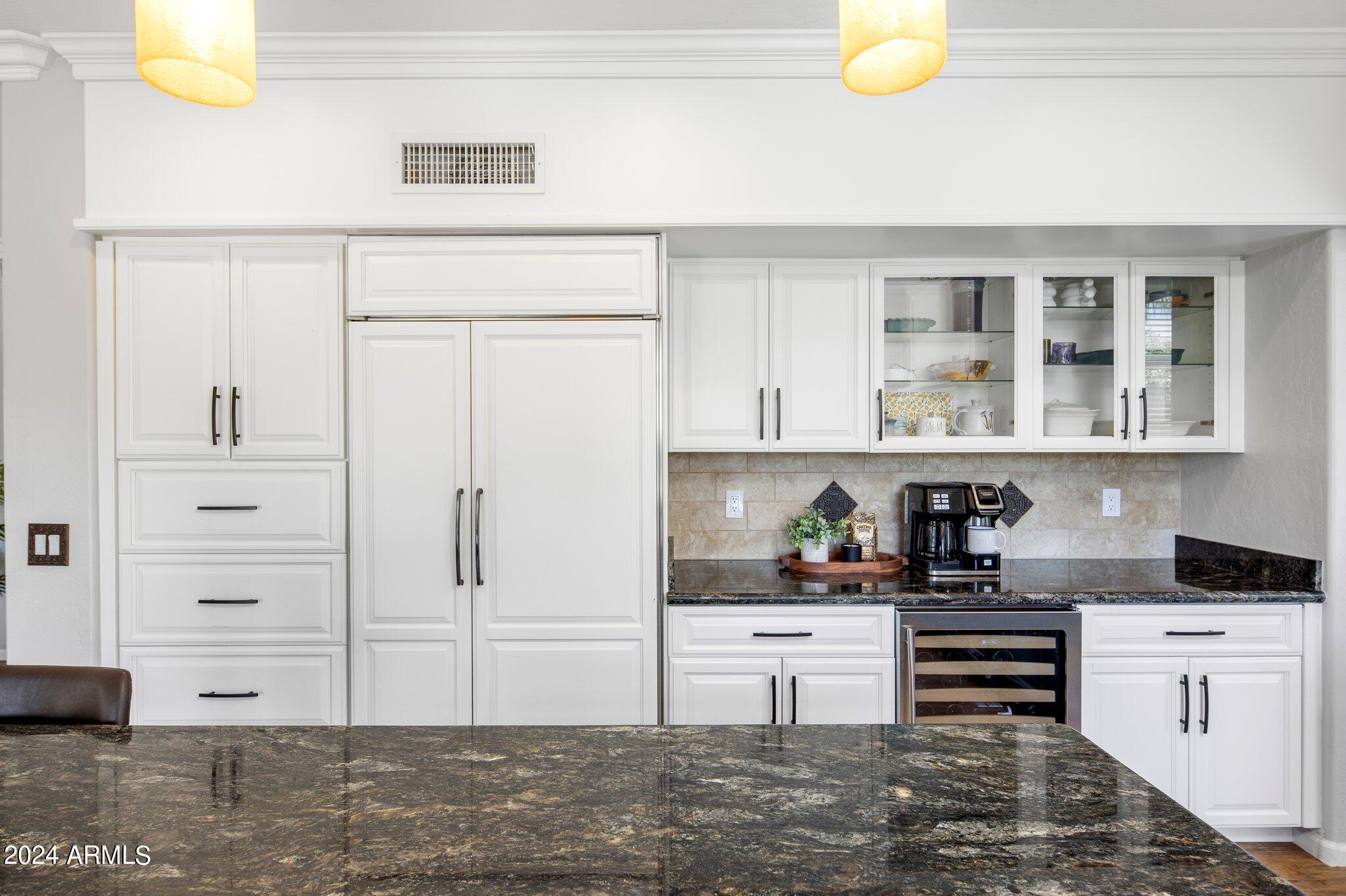 4909 E MICHELLE Drive