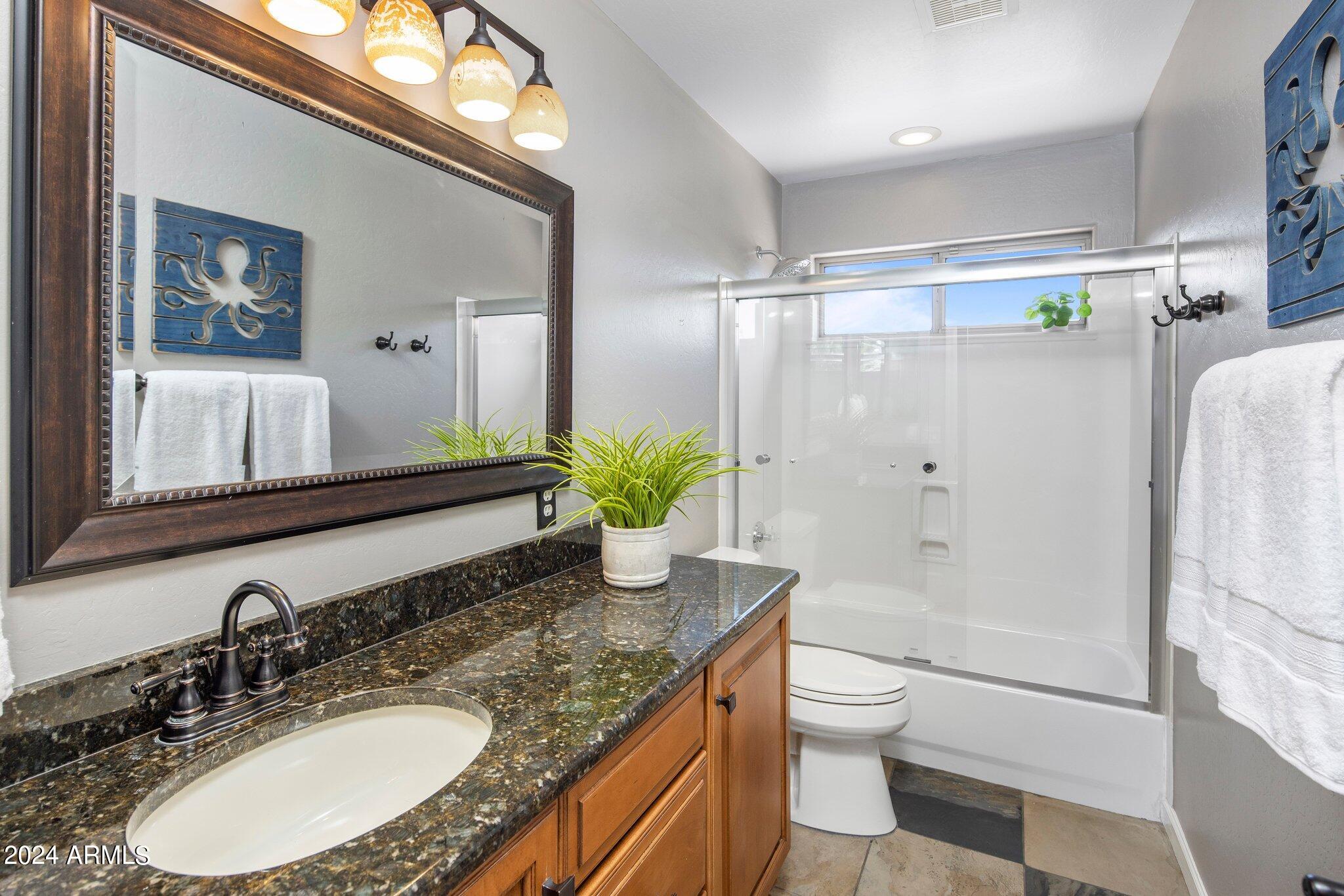 4909 E MICHELLE Drive