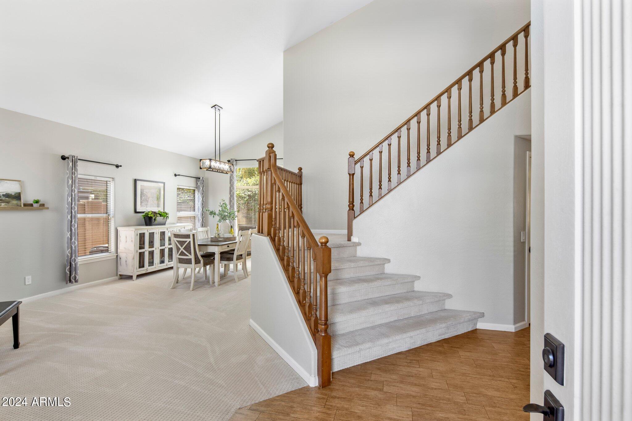 4909 E MICHELLE Drive