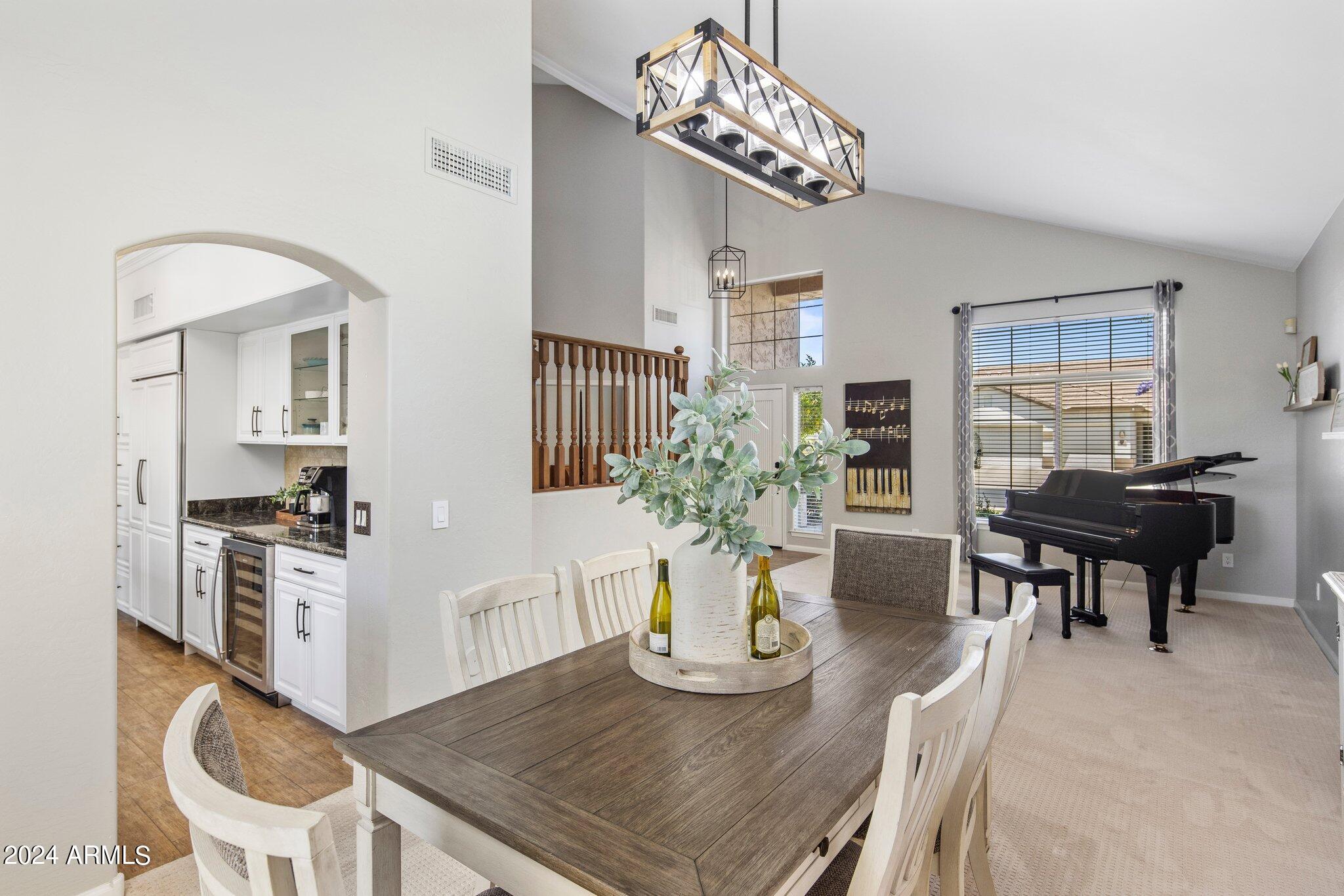 4909 E MICHELLE Drive