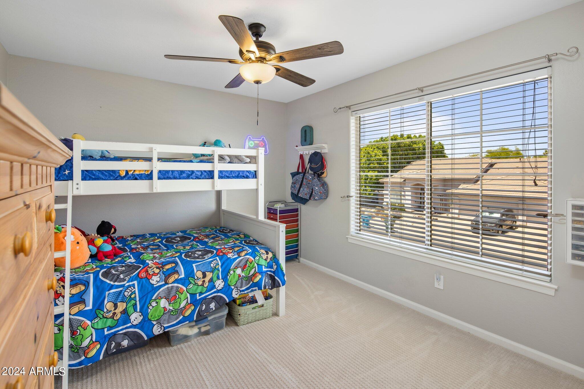 4909 E MICHELLE Drive