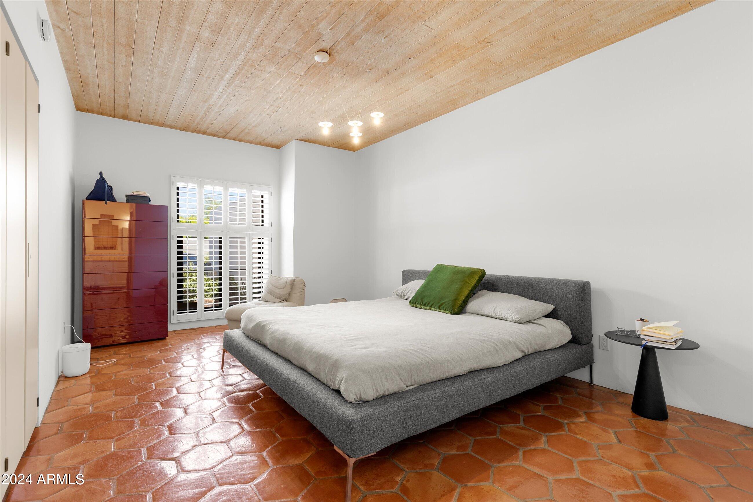 5101 N CASA BLANCA, 224