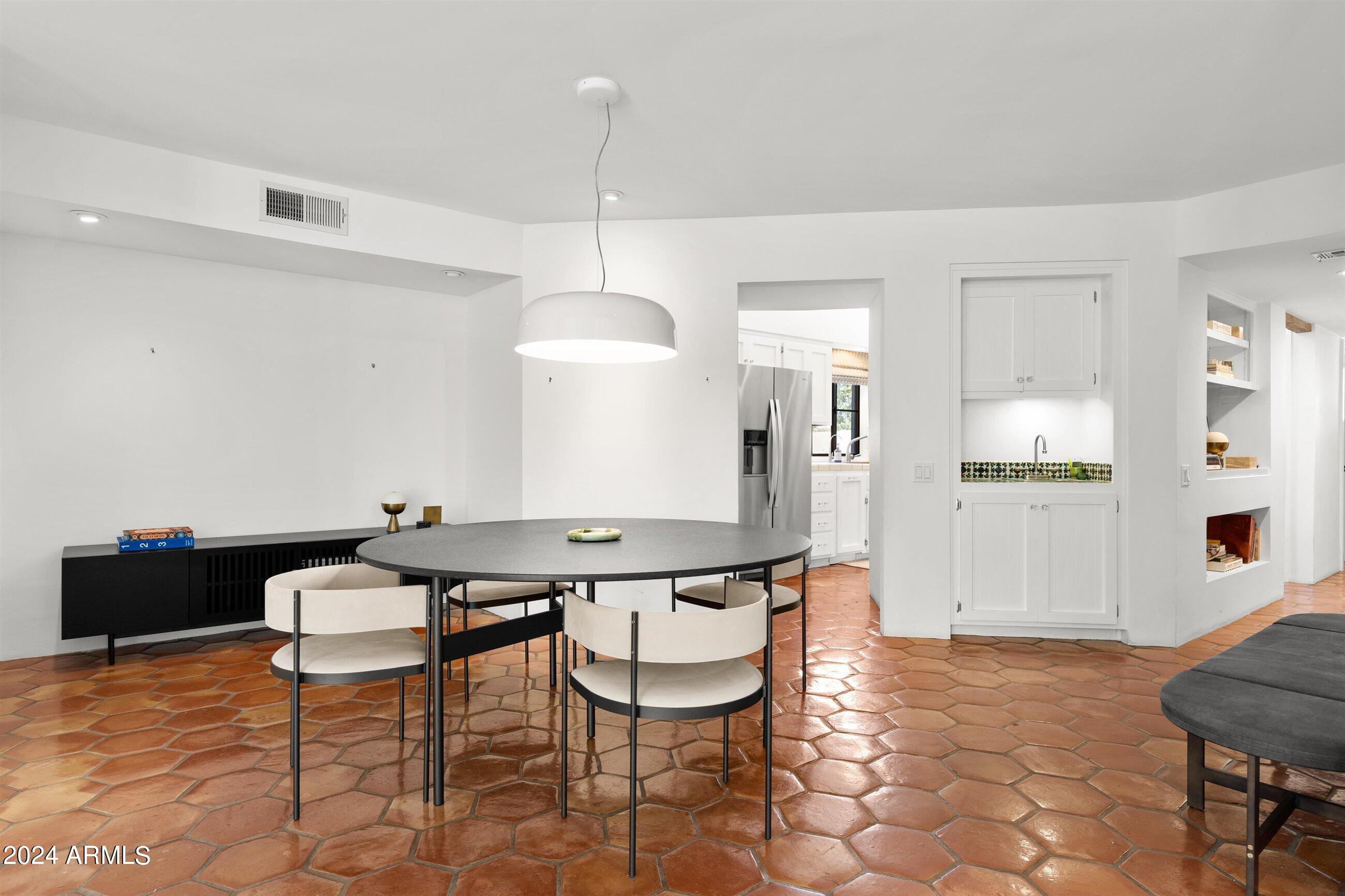 5101 N CASA BLANCA, 224