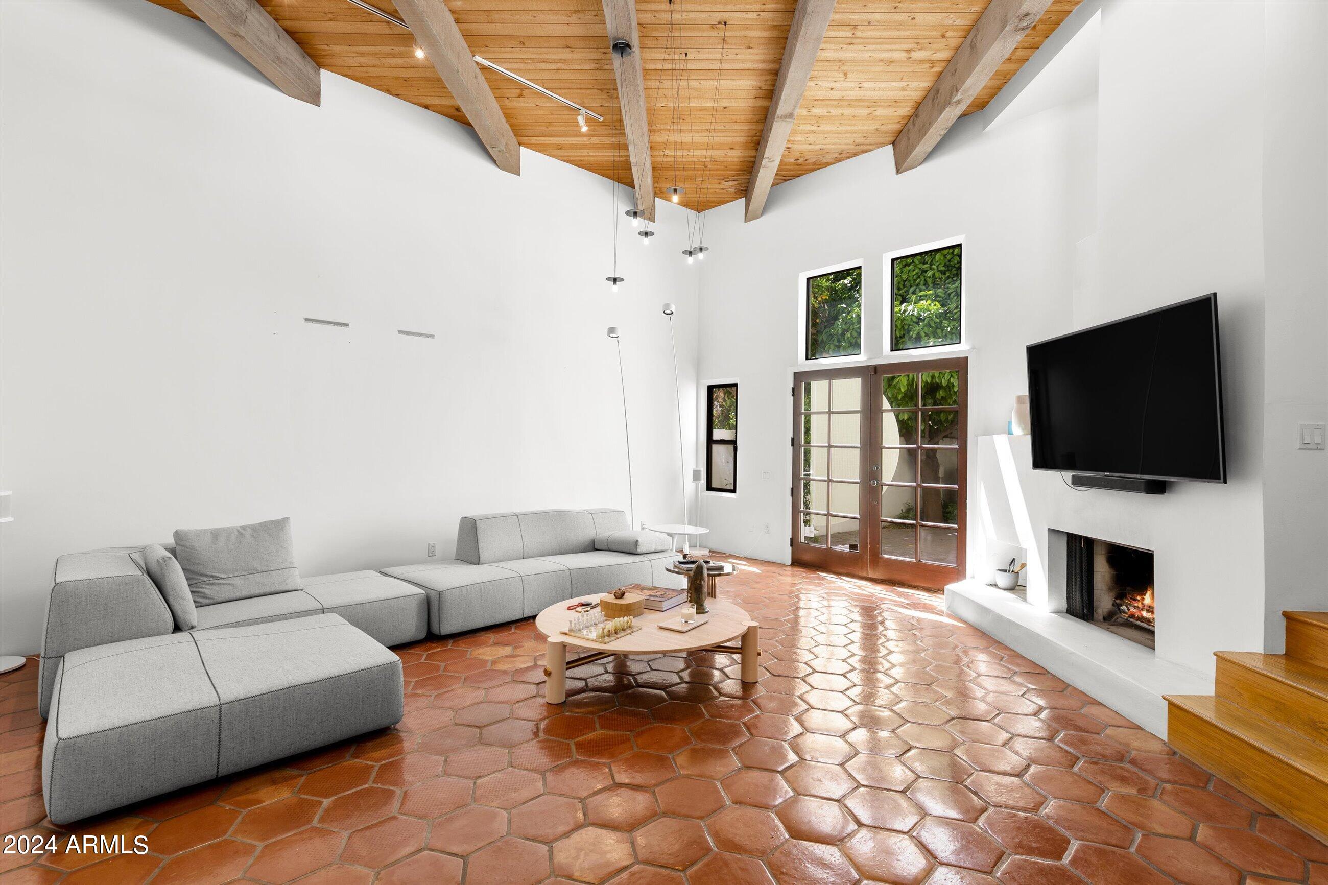 5101 N CASA BLANCA, 224