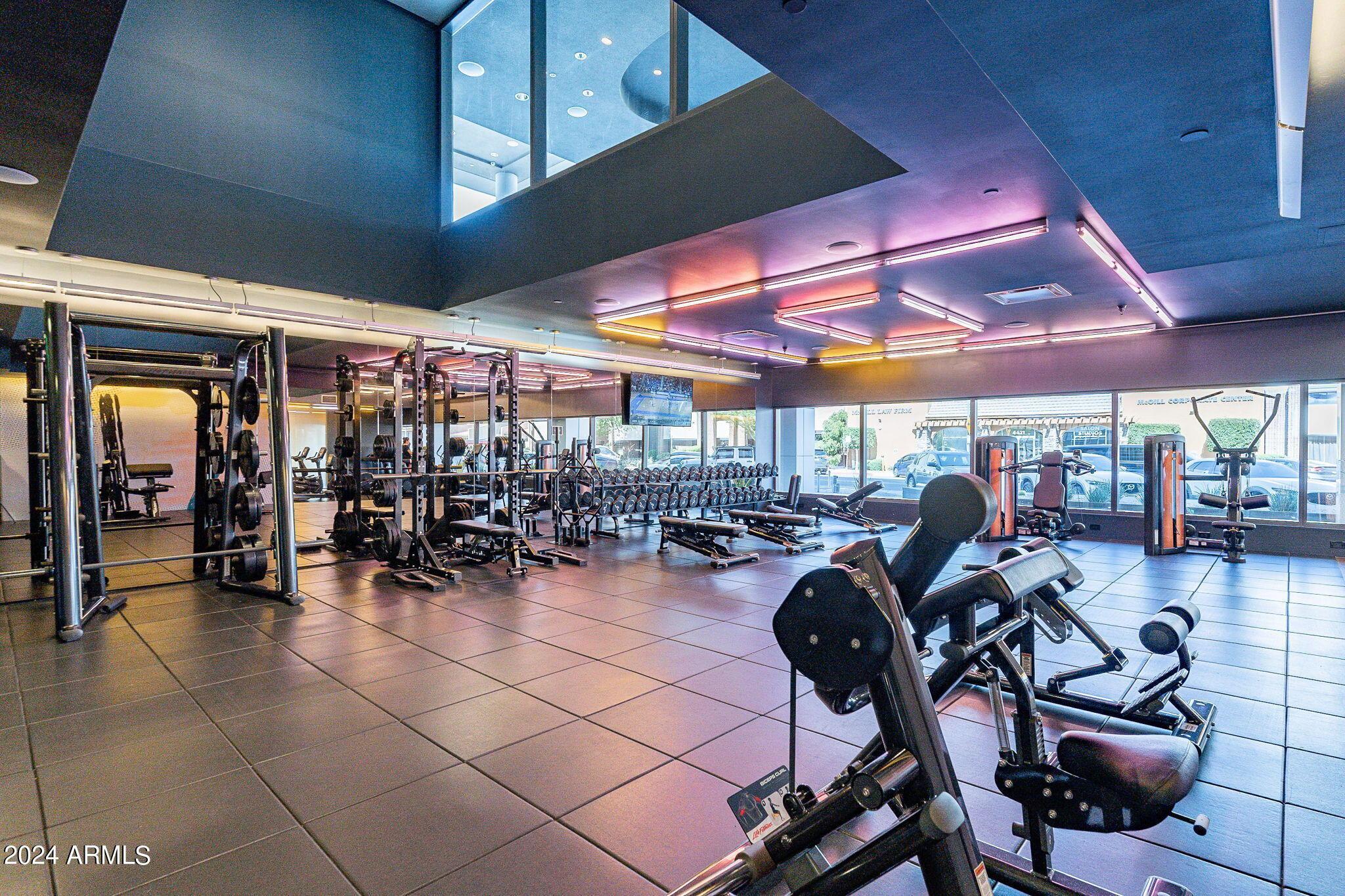 4422 N 75th Street Unit 5011