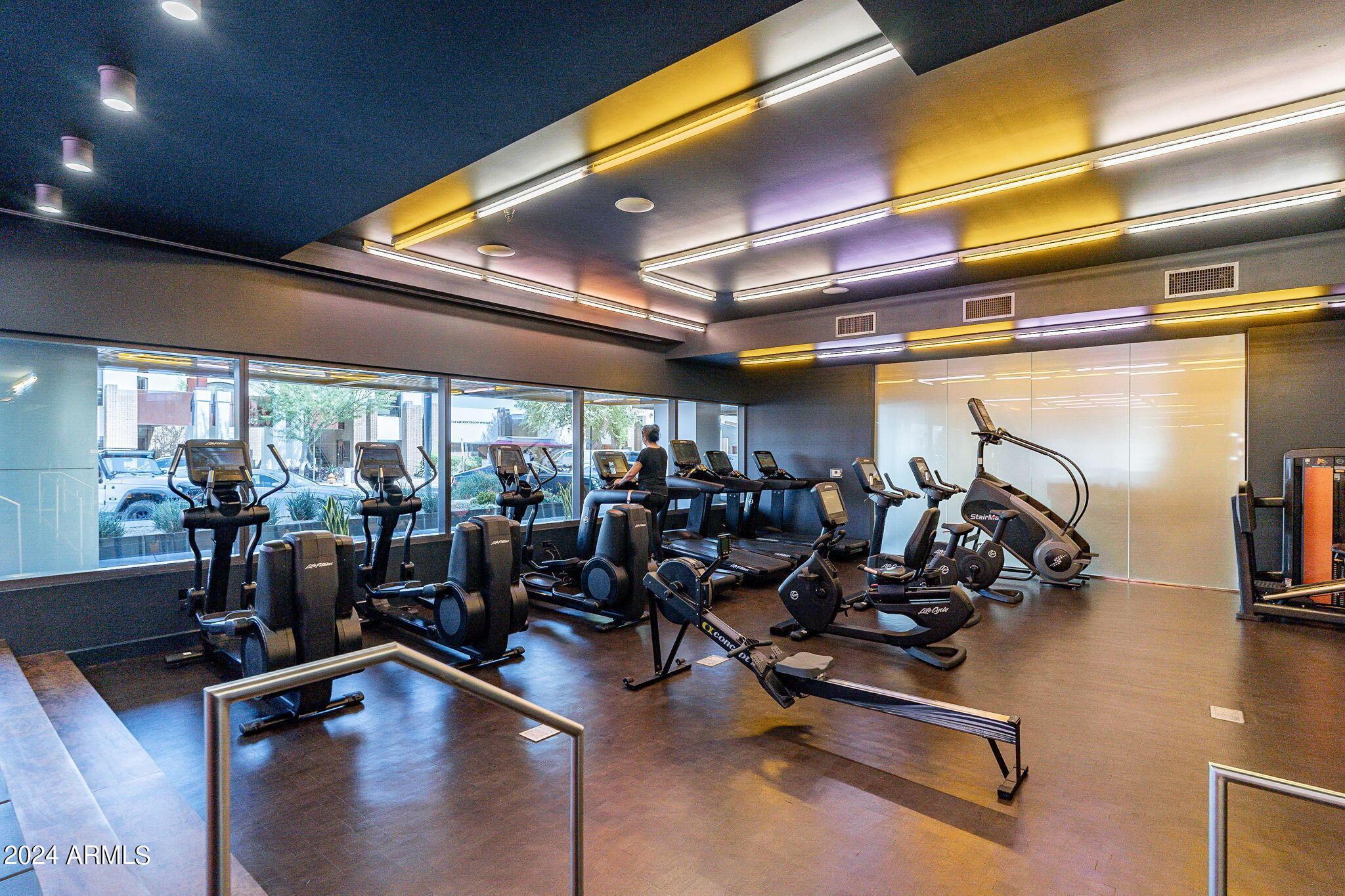 4422 N 75th Street Unit 5011