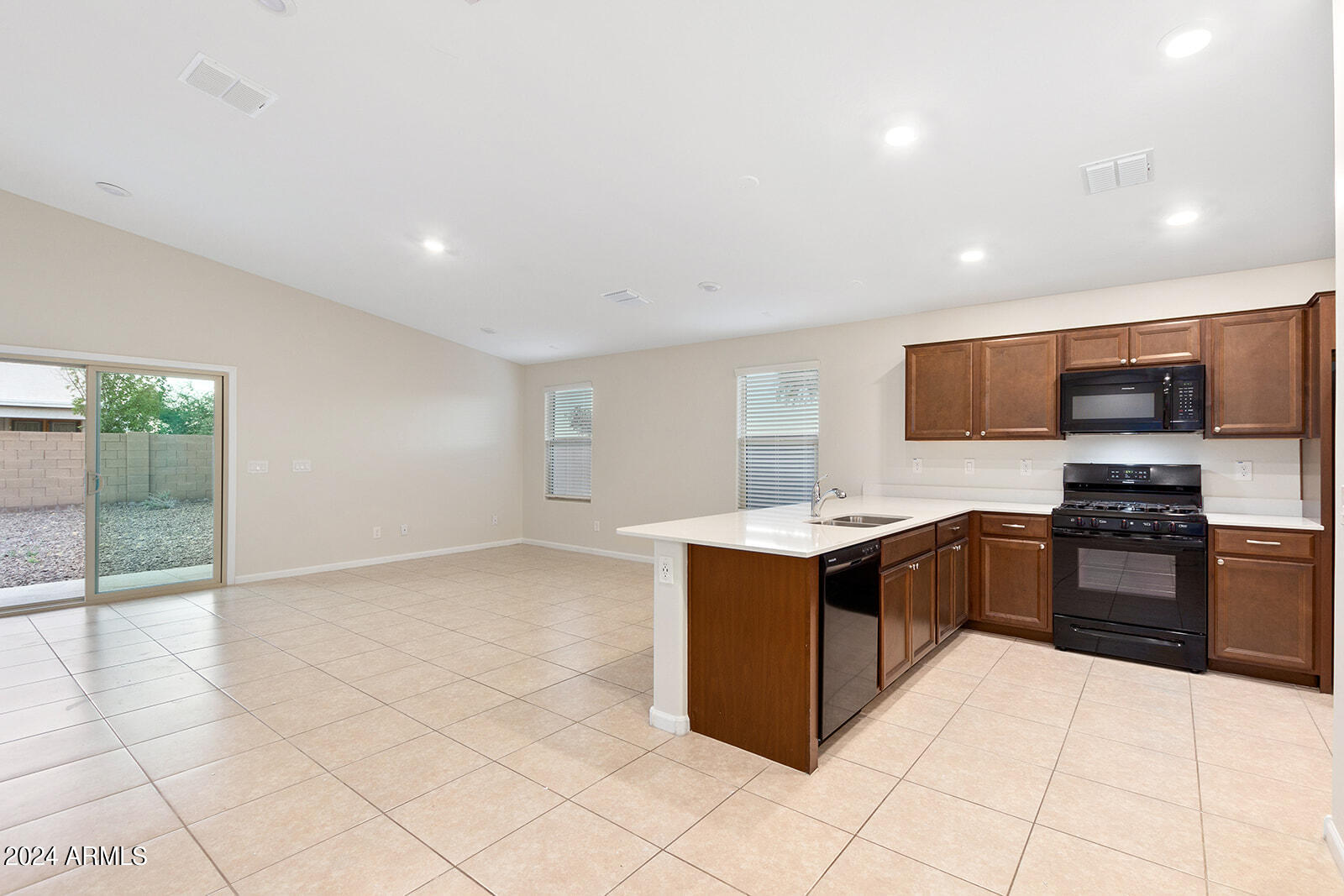 44738 W Rhea Road, Maricopa