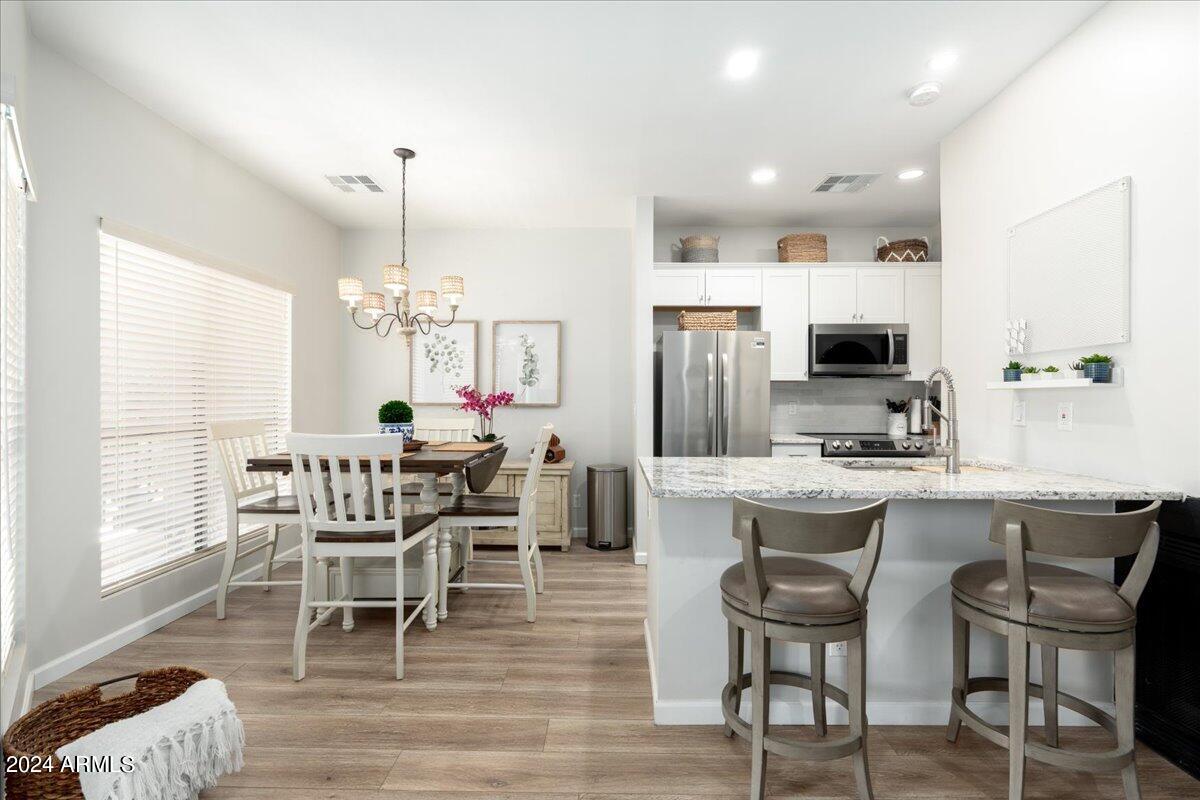 9711 E MOUNTAIN VIEW Road # 2504