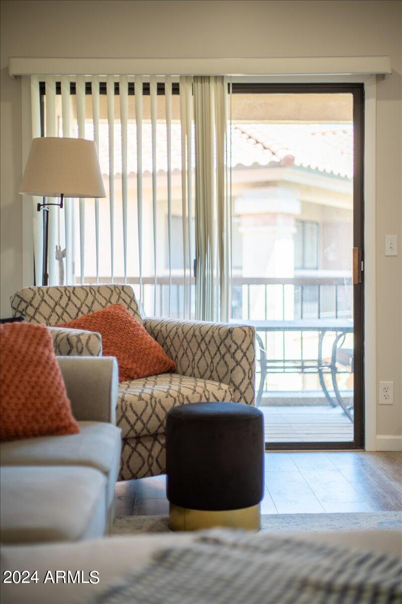 9711 E MOUNTAIN VIEW Road # 2504