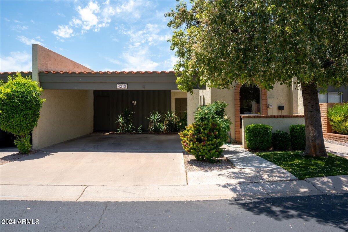 4318 N 29TH Place