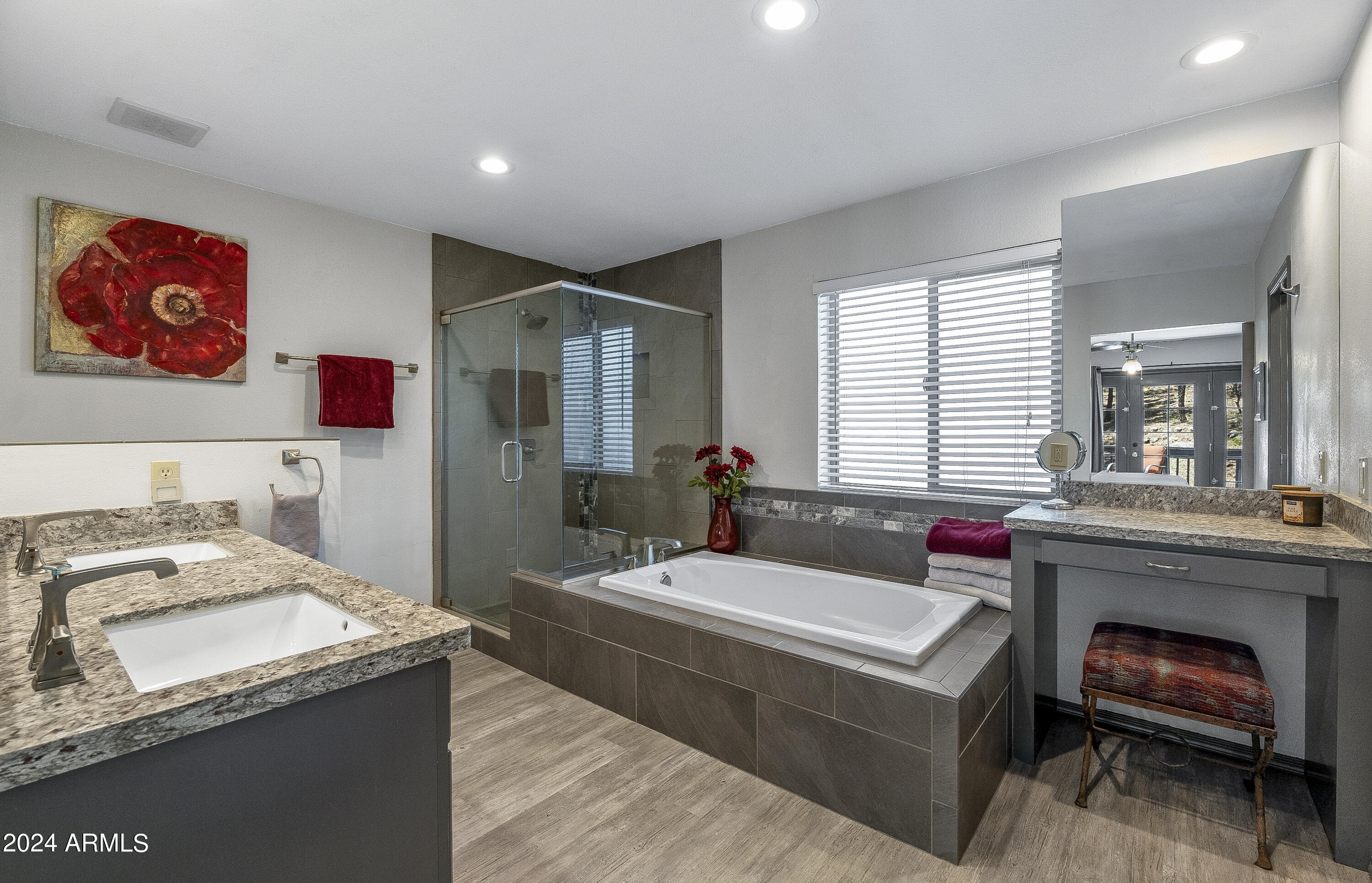 1782 N EDGEWOOD Street