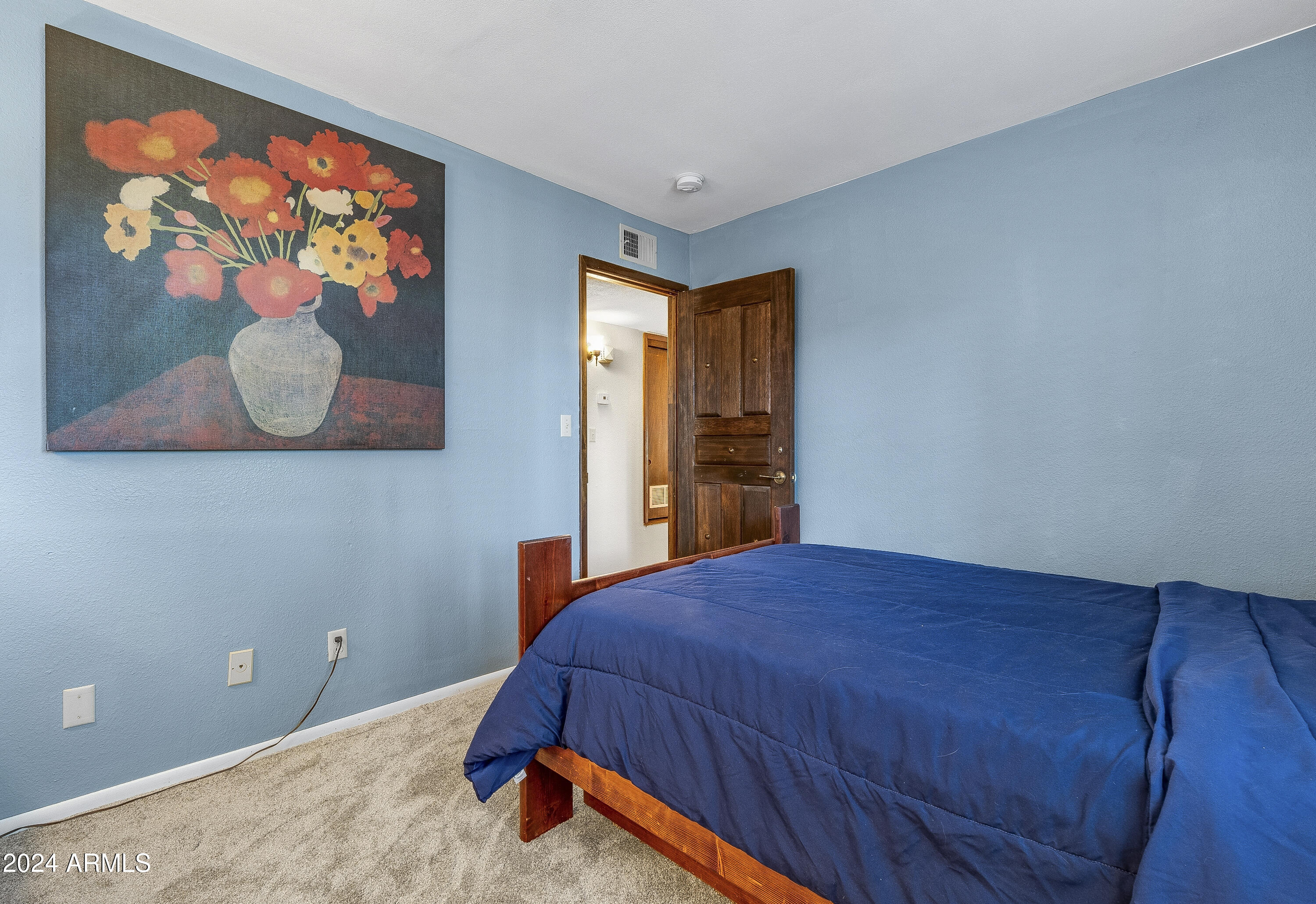 1782 N EDGEWOOD Street