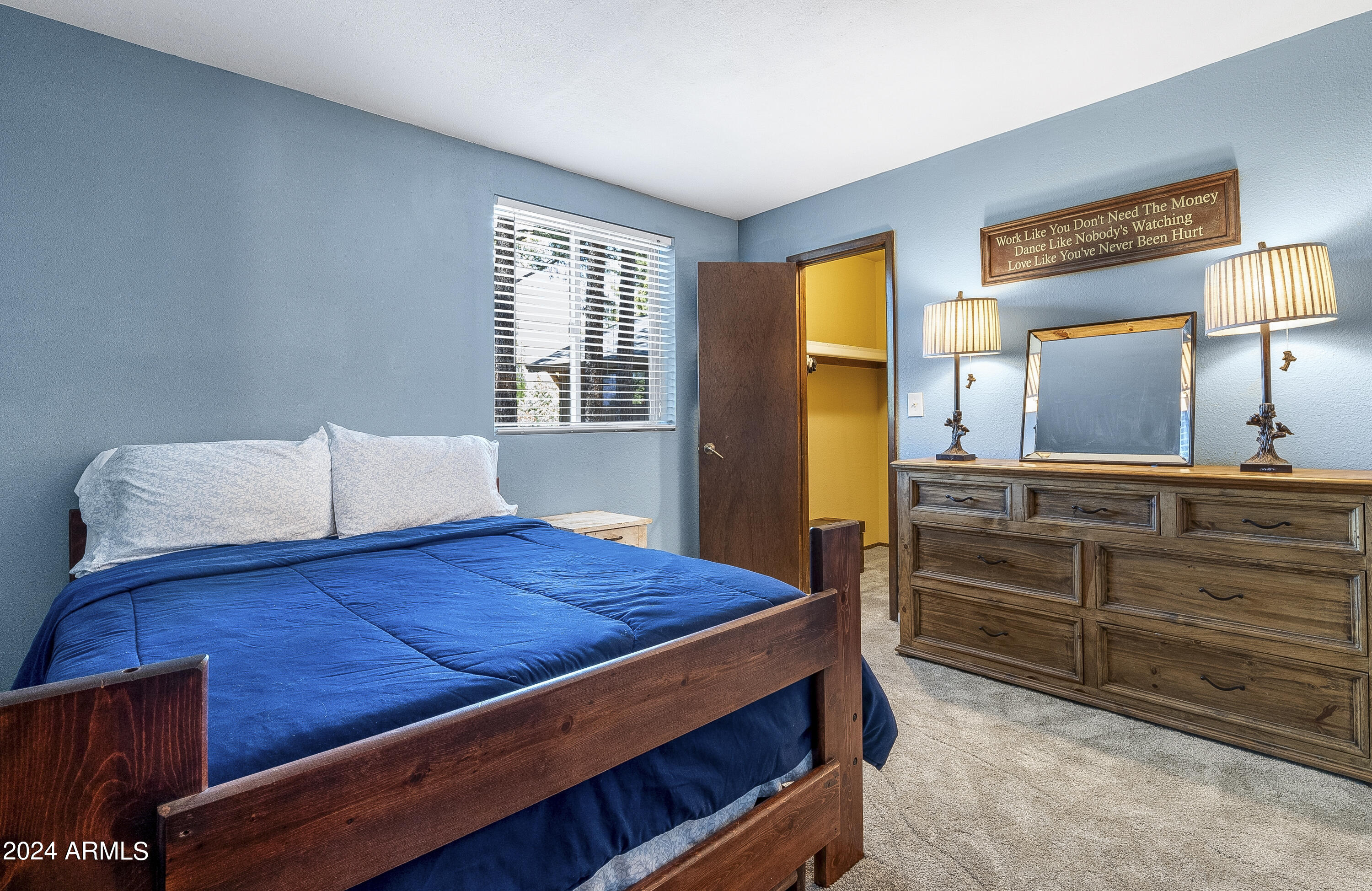 1782 N EDGEWOOD Street