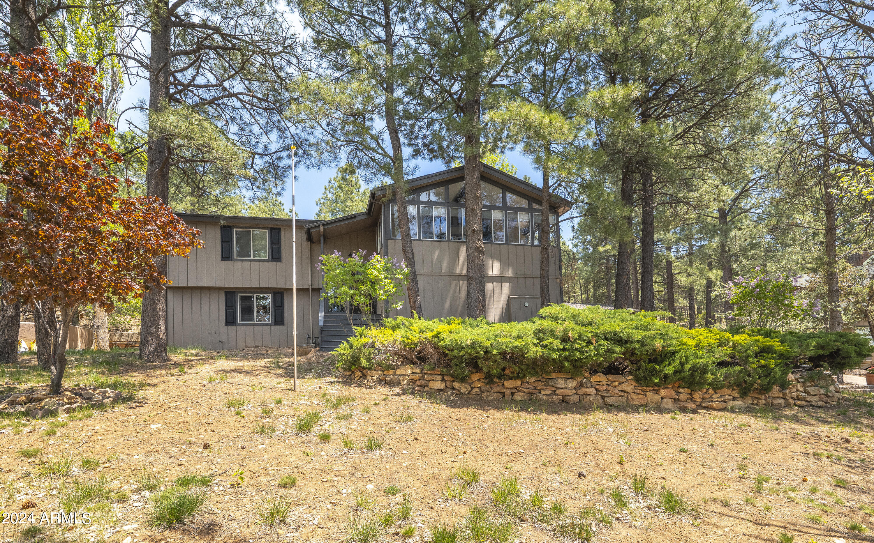 1782 N EDGEWOOD Street