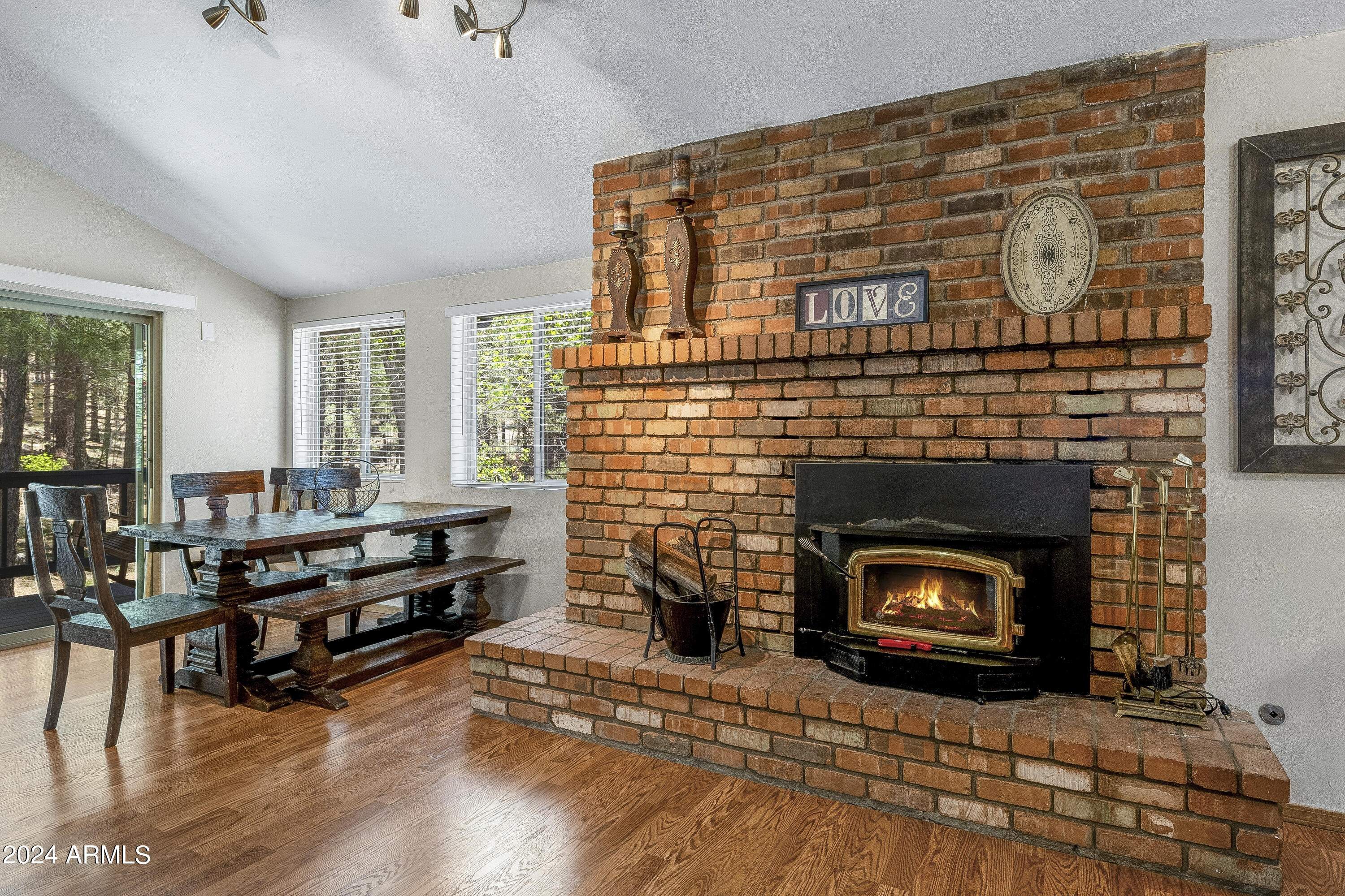 1782 N EDGEWOOD Street