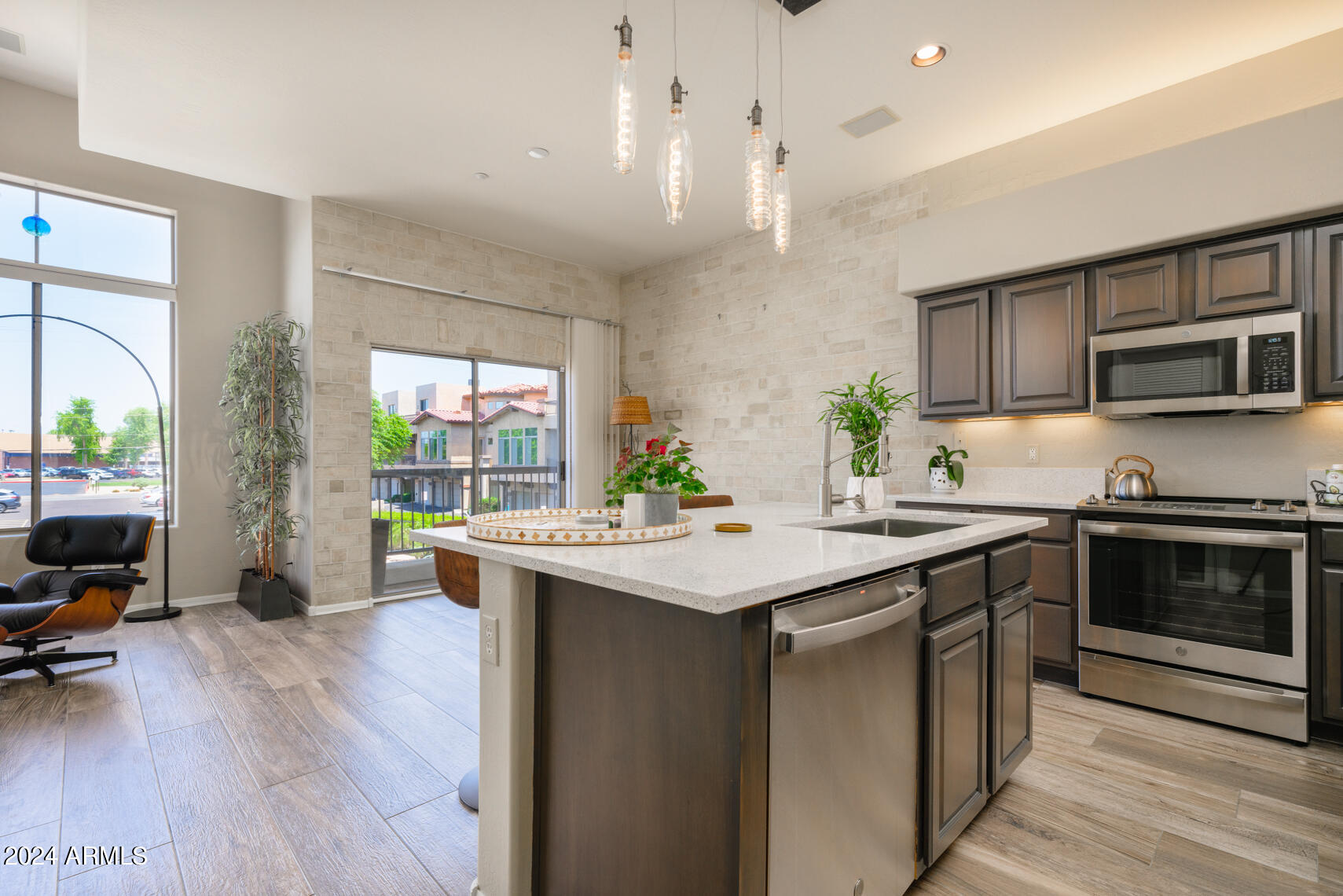 2019 E CAMPBELL Avenue, 108