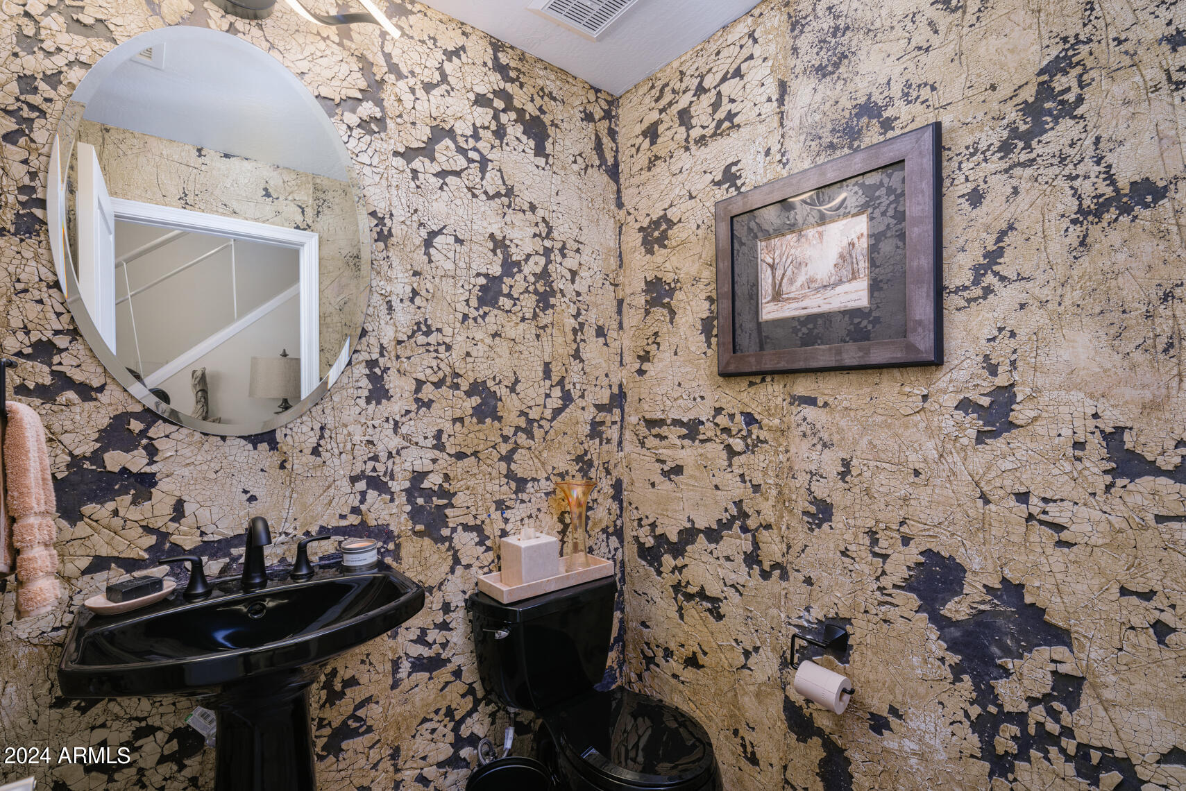 2019 E CAMPBELL Avenue, 108